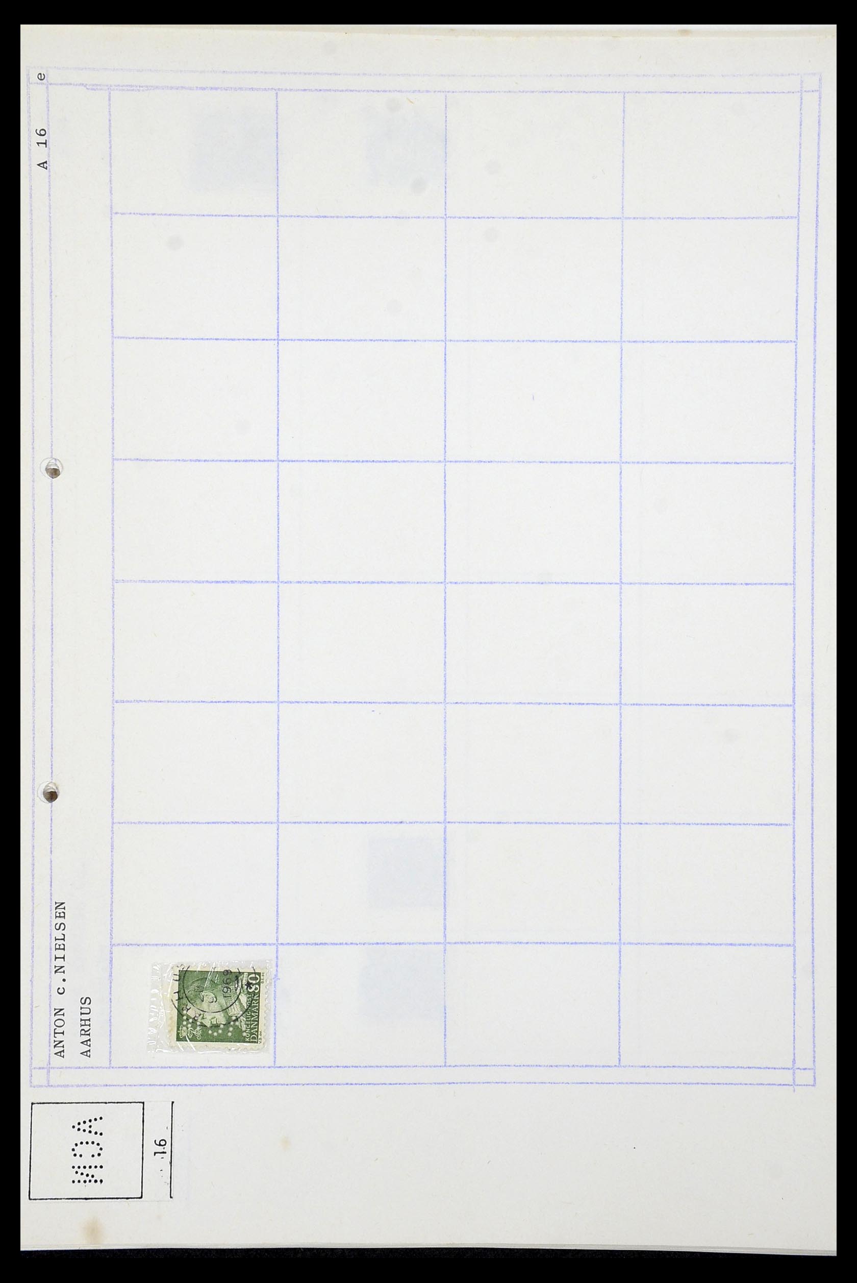 34415 005 - Postzegelverzameling 34415 Denemarken perfins 1875-1980.