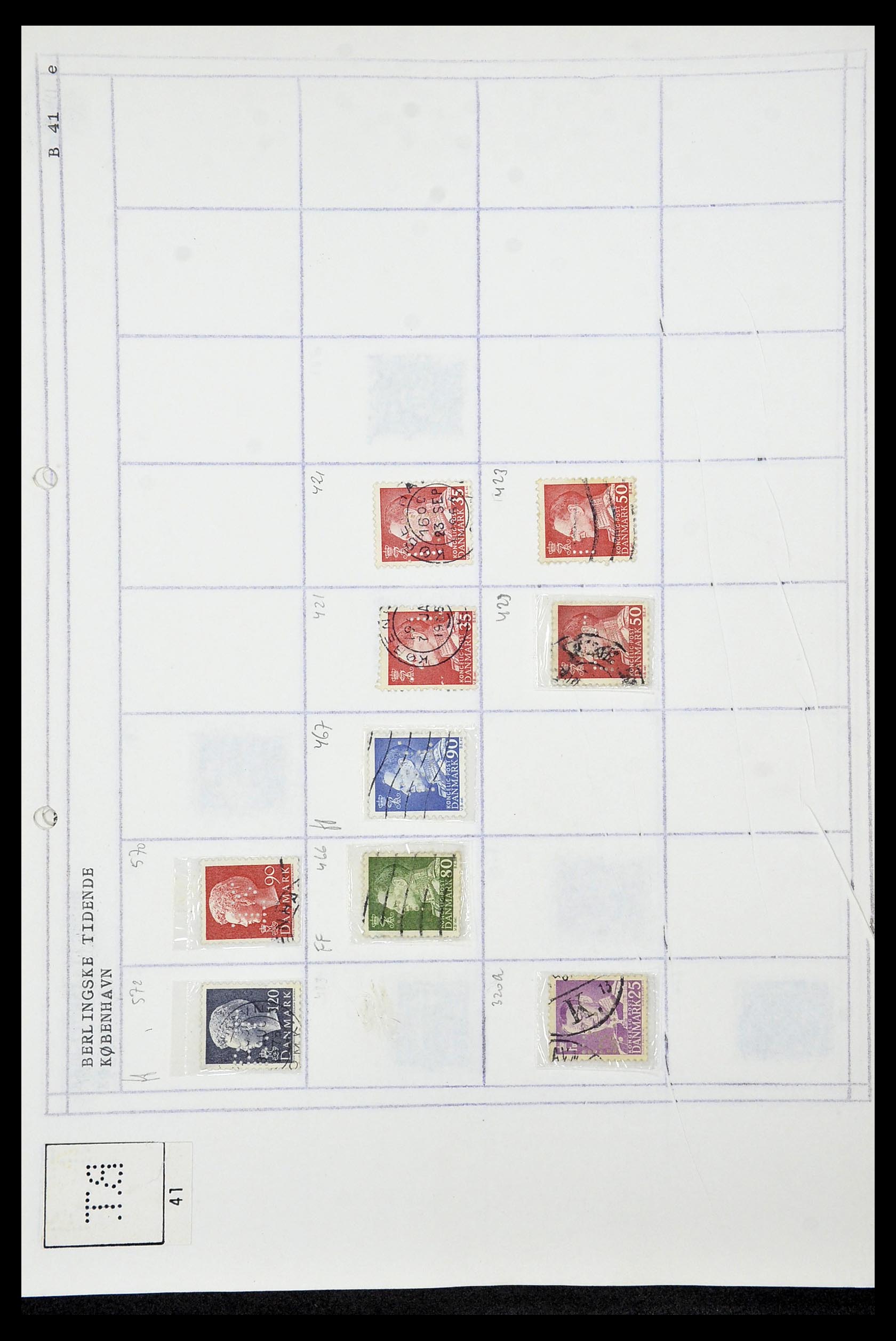 34415 032 - Postzegelverzameling 34415 Denemarken perfins 1875-1980.