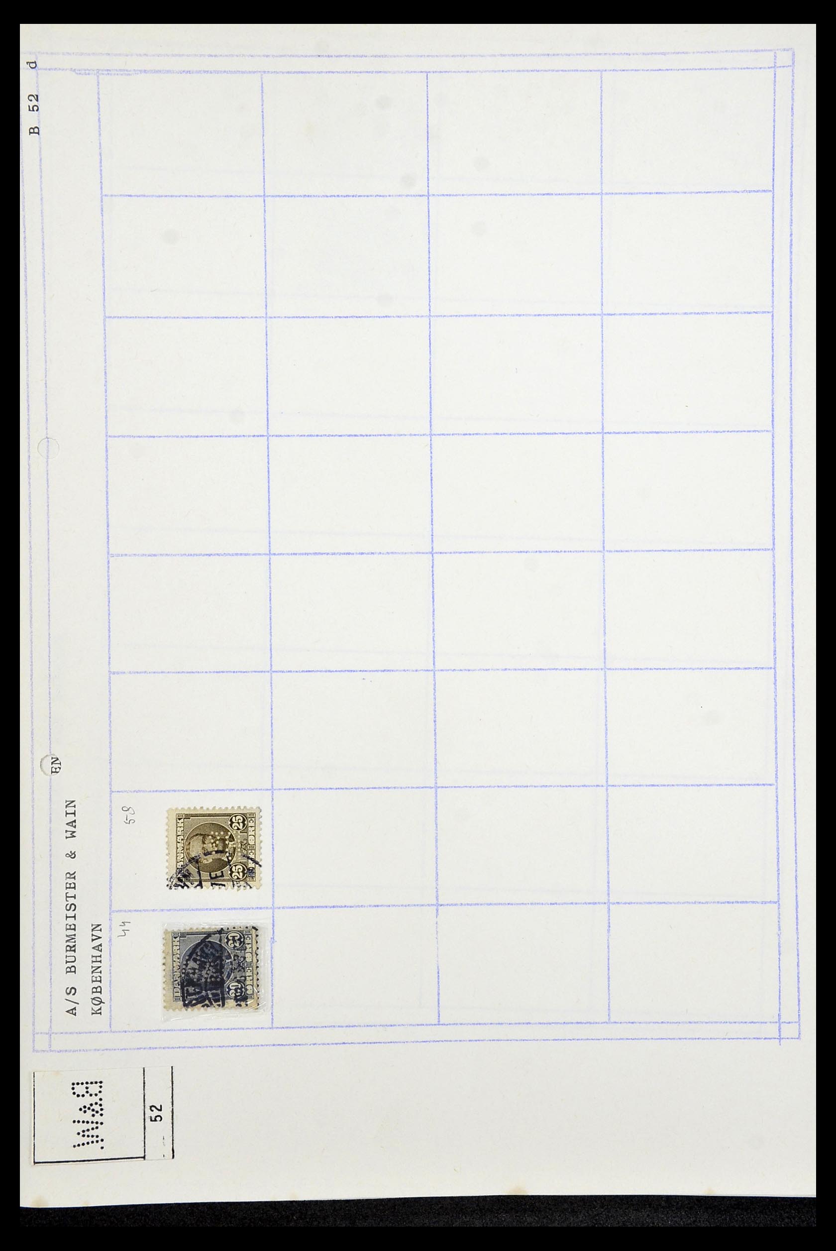34415 035 - Postzegelverzameling 34415 Denemarken perfins 1875-1980.