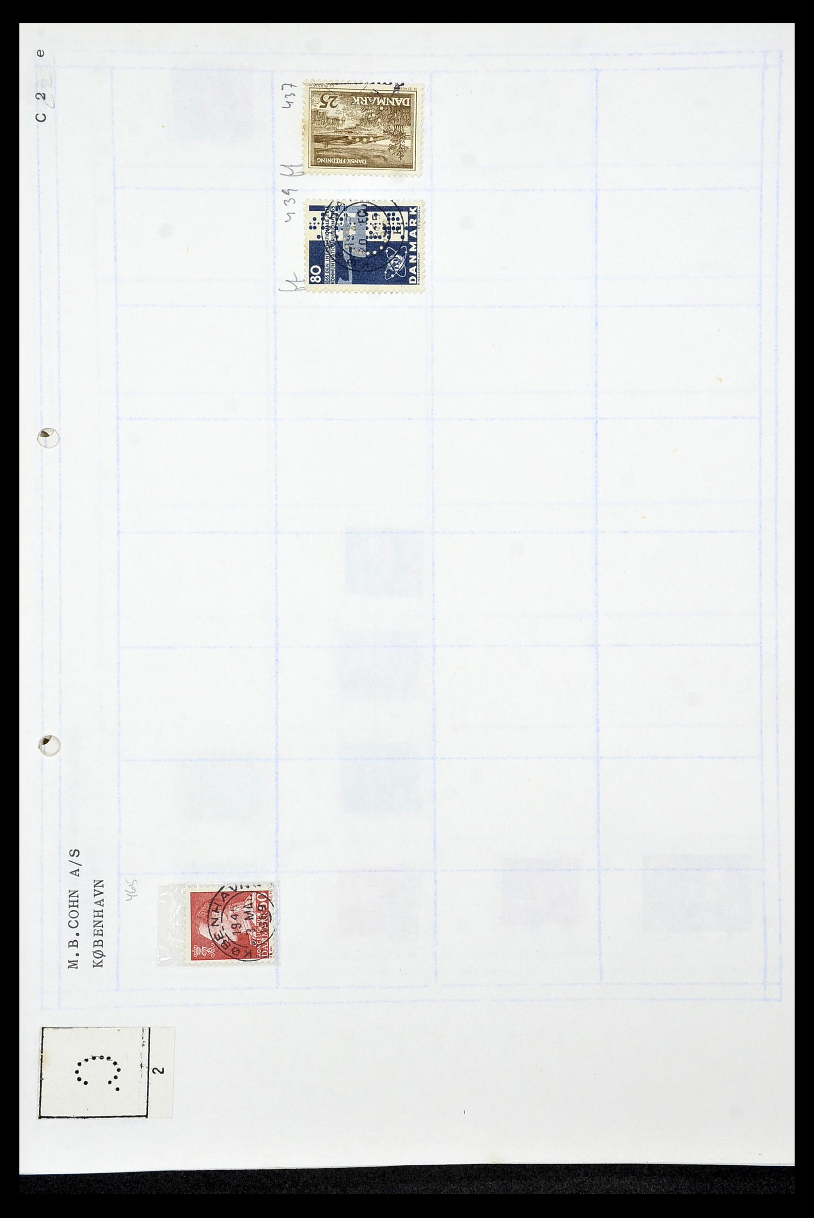 34415 037 - Postzegelverzameling 34415 Denemarken perfins 1875-1980.