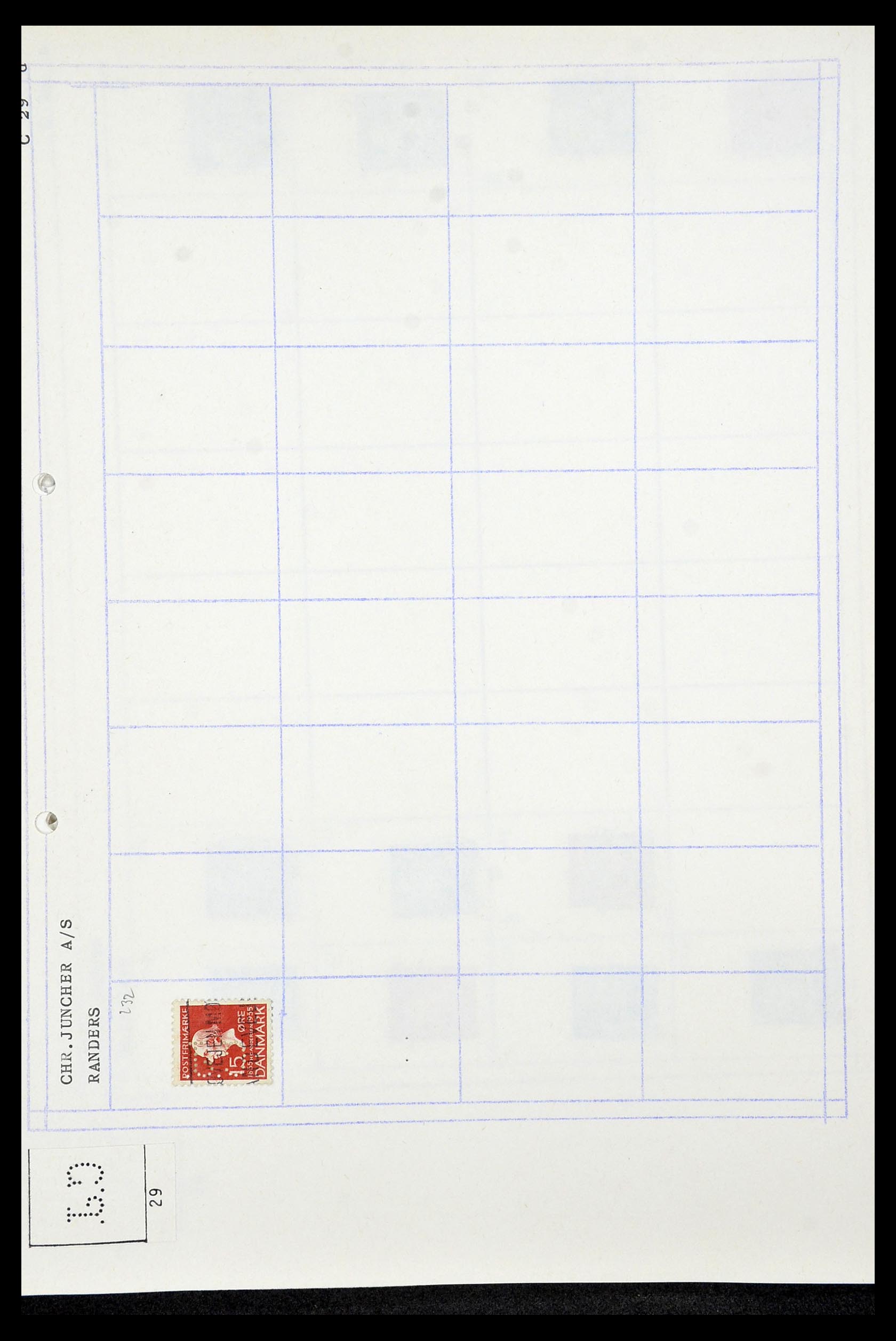 34415 044 - Postzegelverzameling 34415 Denemarken perfins 1875-1980.