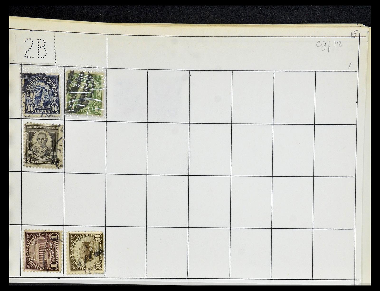 34417 816 - Stamp Collection 34417 USA perfins 1900-1980.