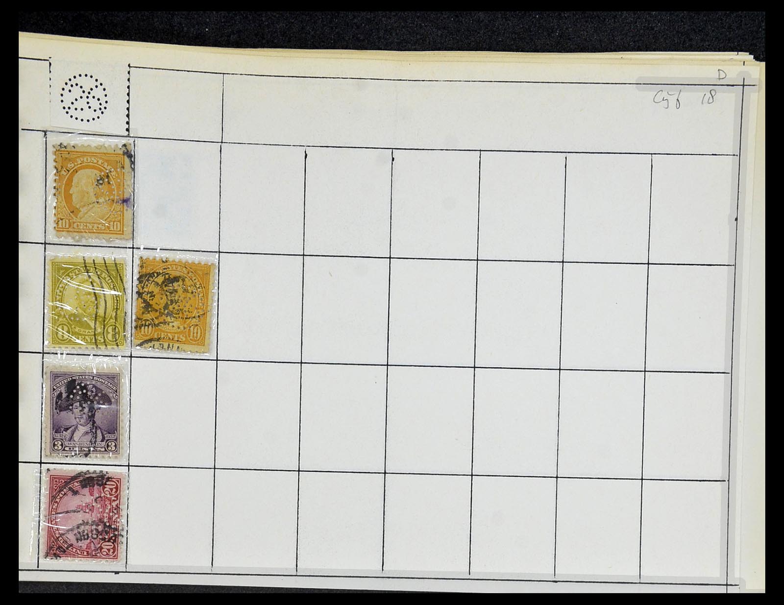 34417 820 - Stamp Collection 34417 USA perfins 1900-1980.