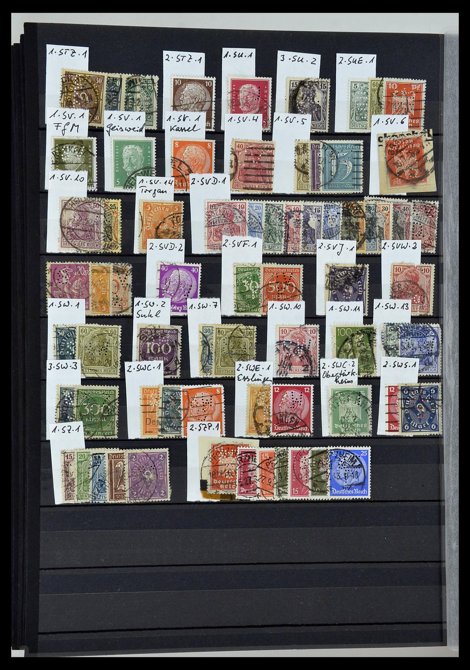 34432 040 - Stamp Collection 34432 German Reich perfins 1900-1933.