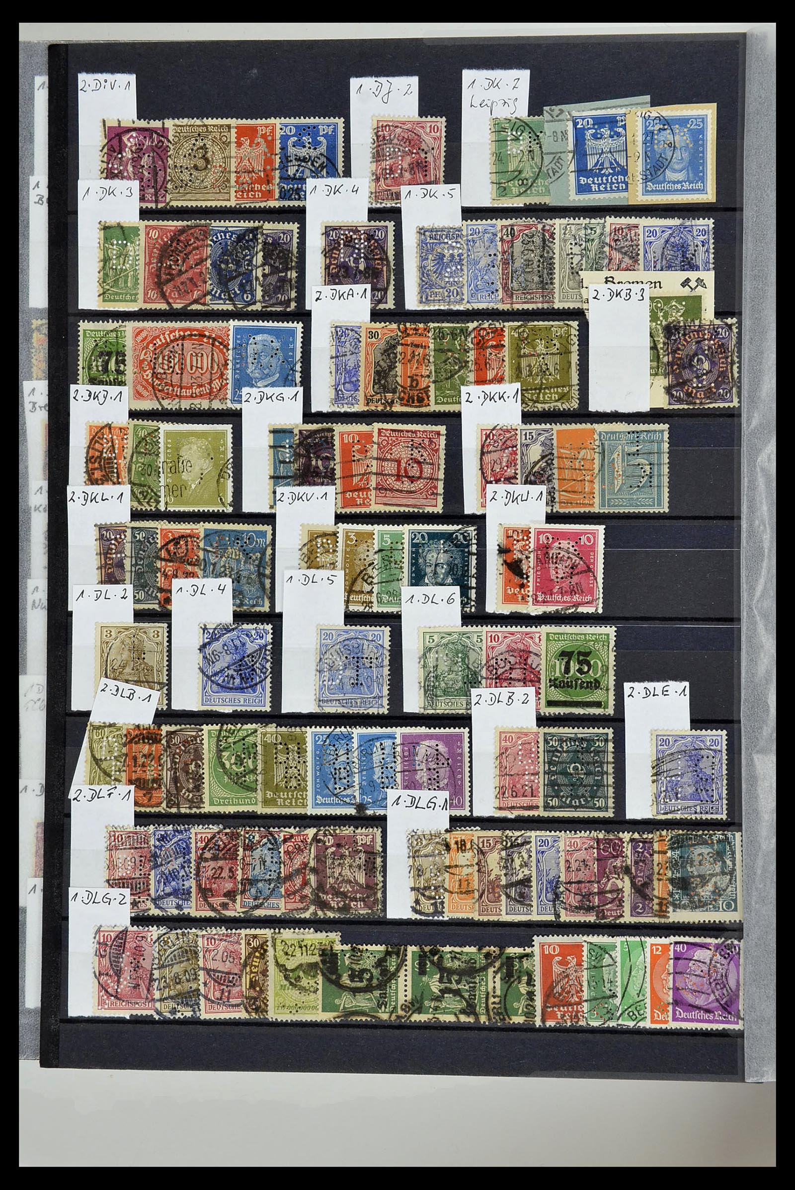 34432 099 - Stamp Collection 34432 German Reich perfins 1900-1933.