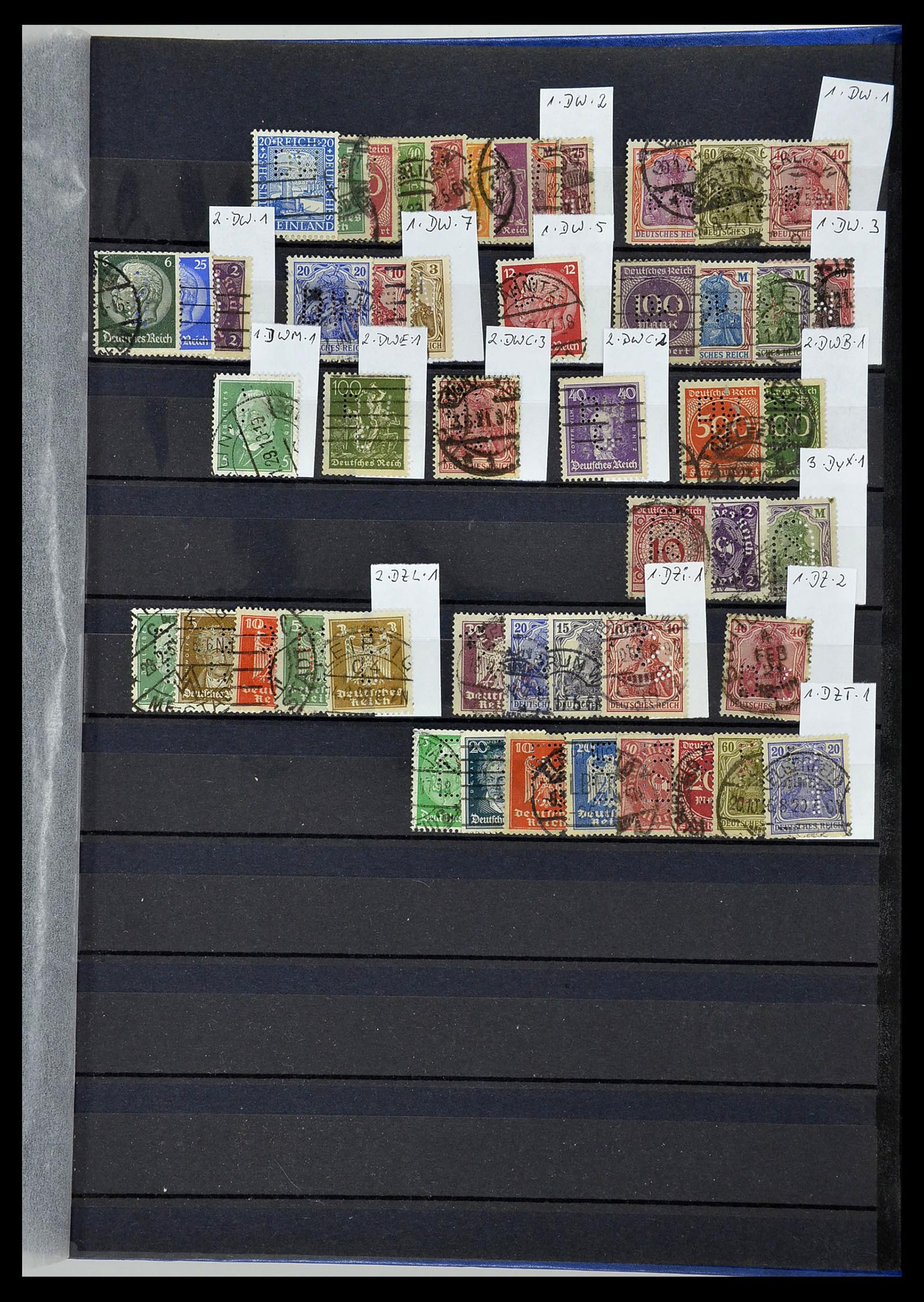 34432 106 - Postzegelverzameling 34432 Duitse Rijk firmaperforaties 1900-1933.