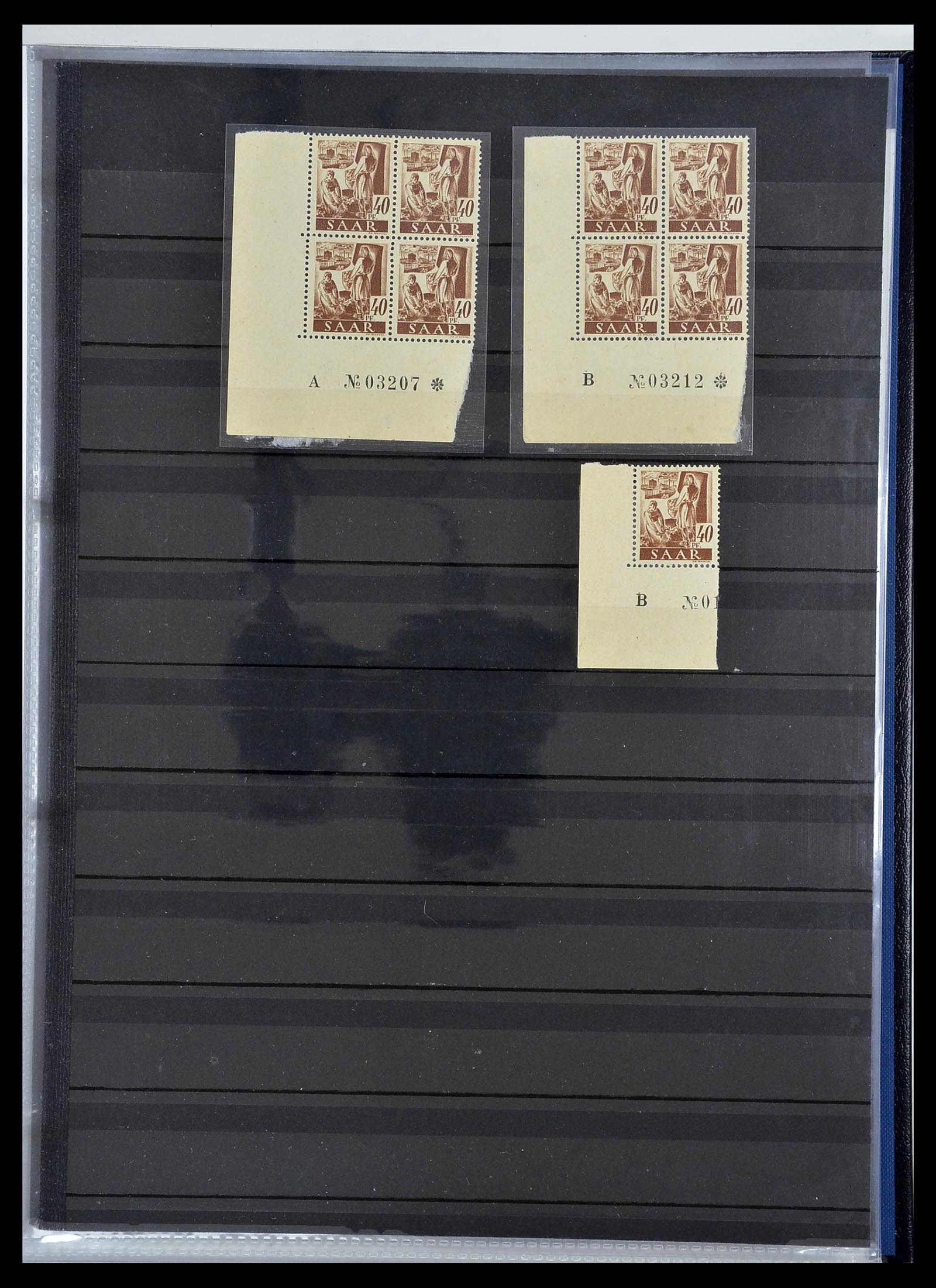 34435 018 - Postzegelverzameling 34435 Saar 1947-1959.