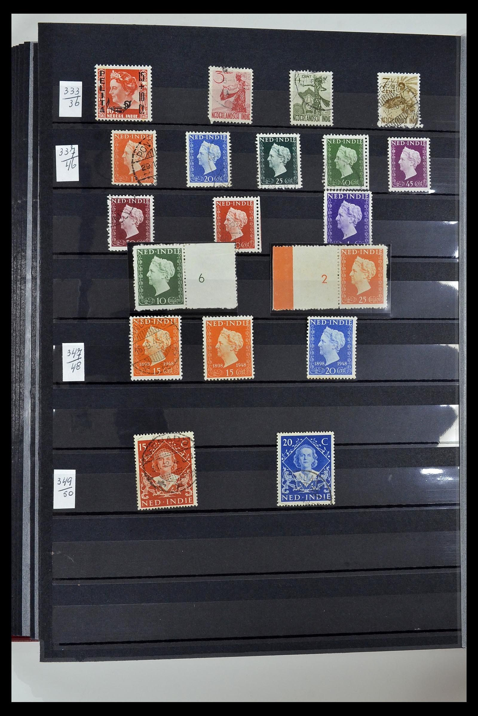 34454 016 - Postzegelverzameling 34454 Suriname en Nederlands Indië 1864-1975.