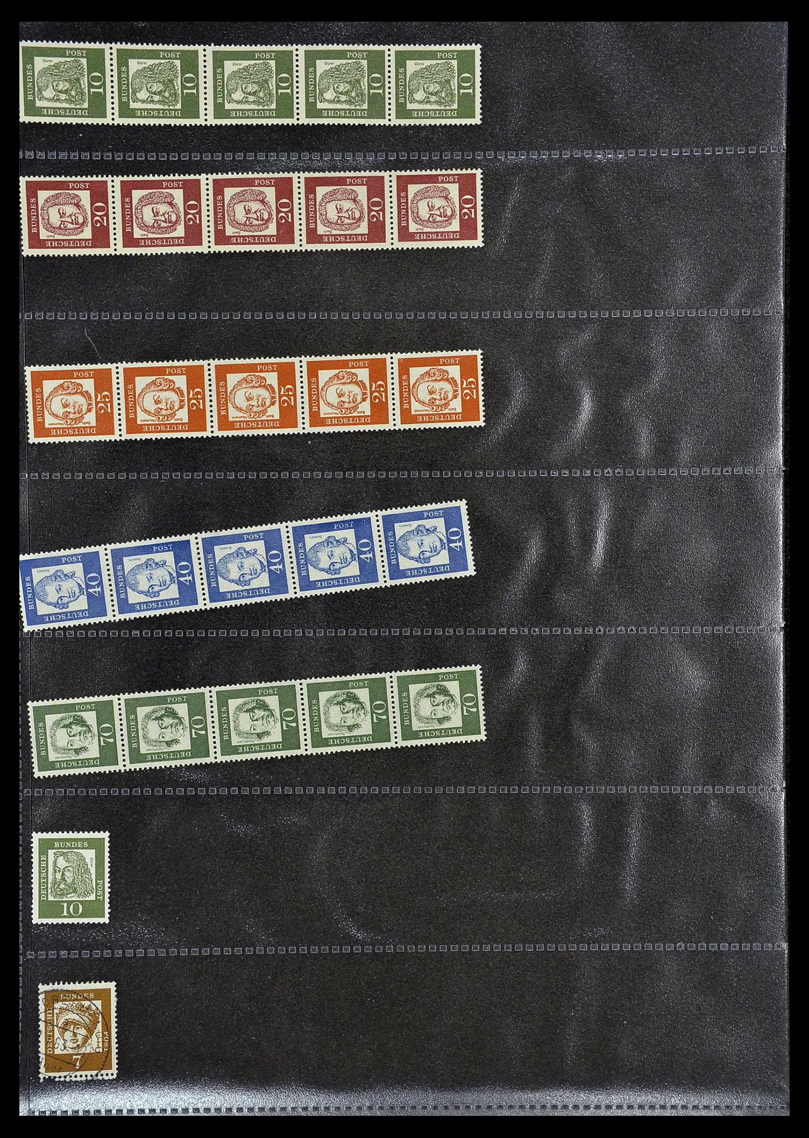 34461 031 - Postzegelverzameling 34461 Duitsland rolzegels 1910-2004.