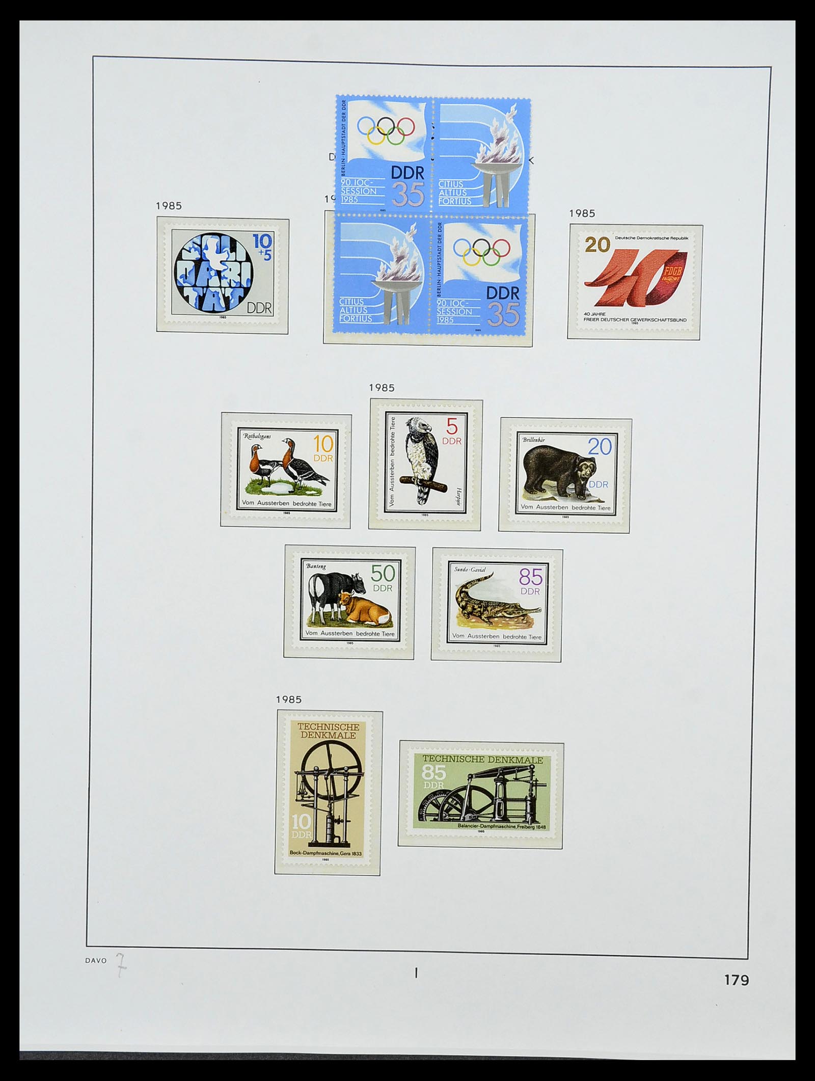 34489 228 - Postzegelverzameling 34489 DDR 1949-1990.
