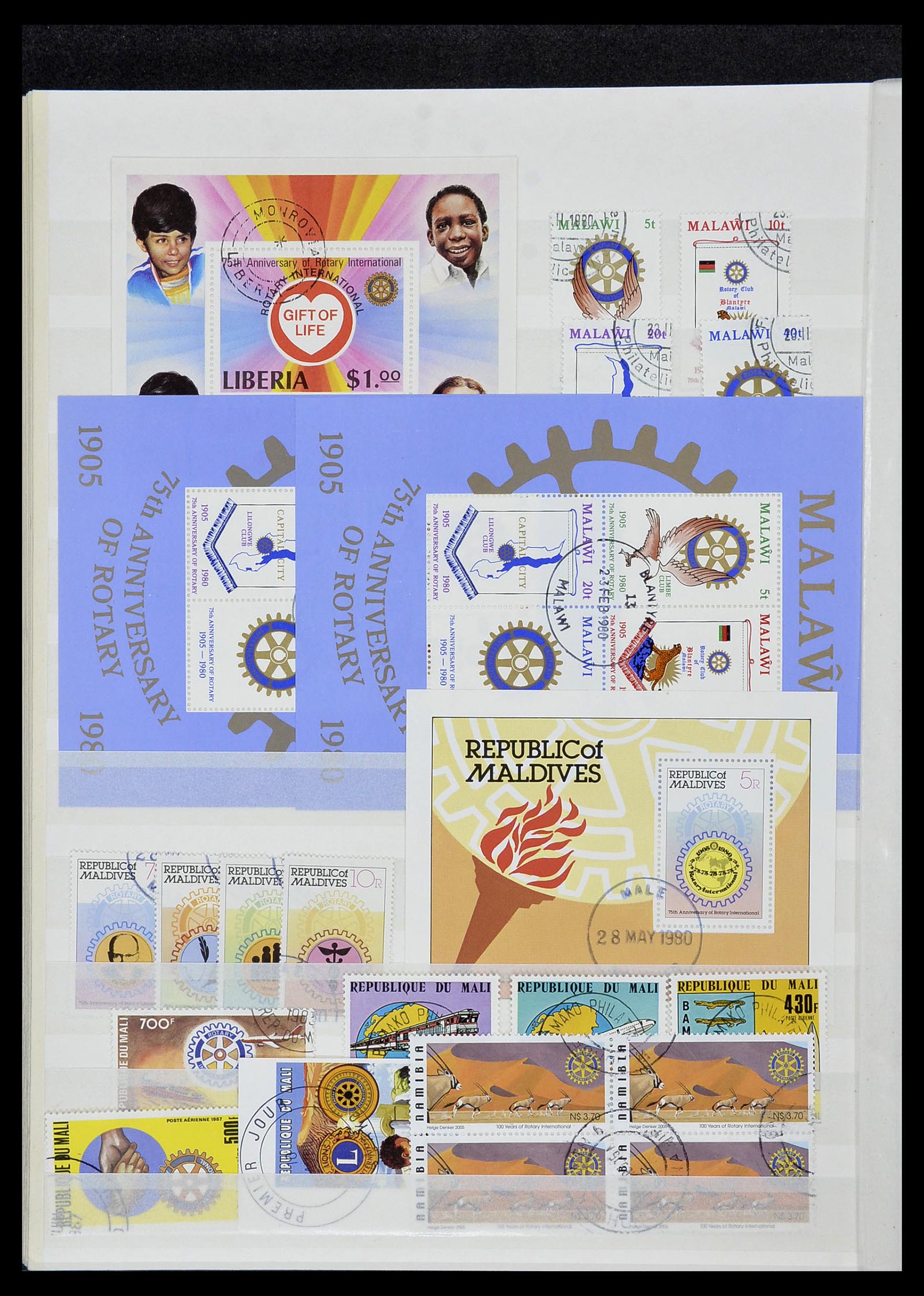 34499 017 - Postzegelverzameling 34499 Motief Rotary 1931-2011.