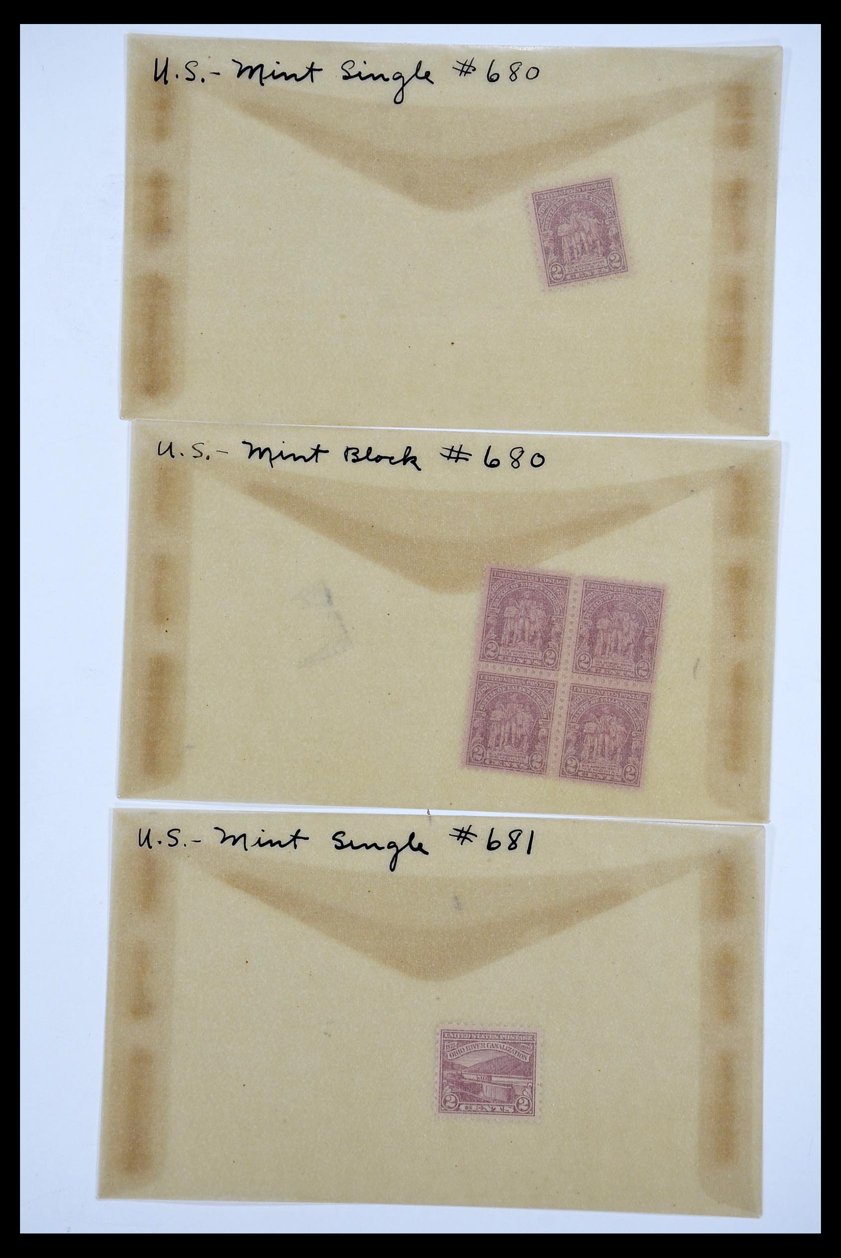 34502 004 - Stamp Collection 34502 USA 1918-1941.