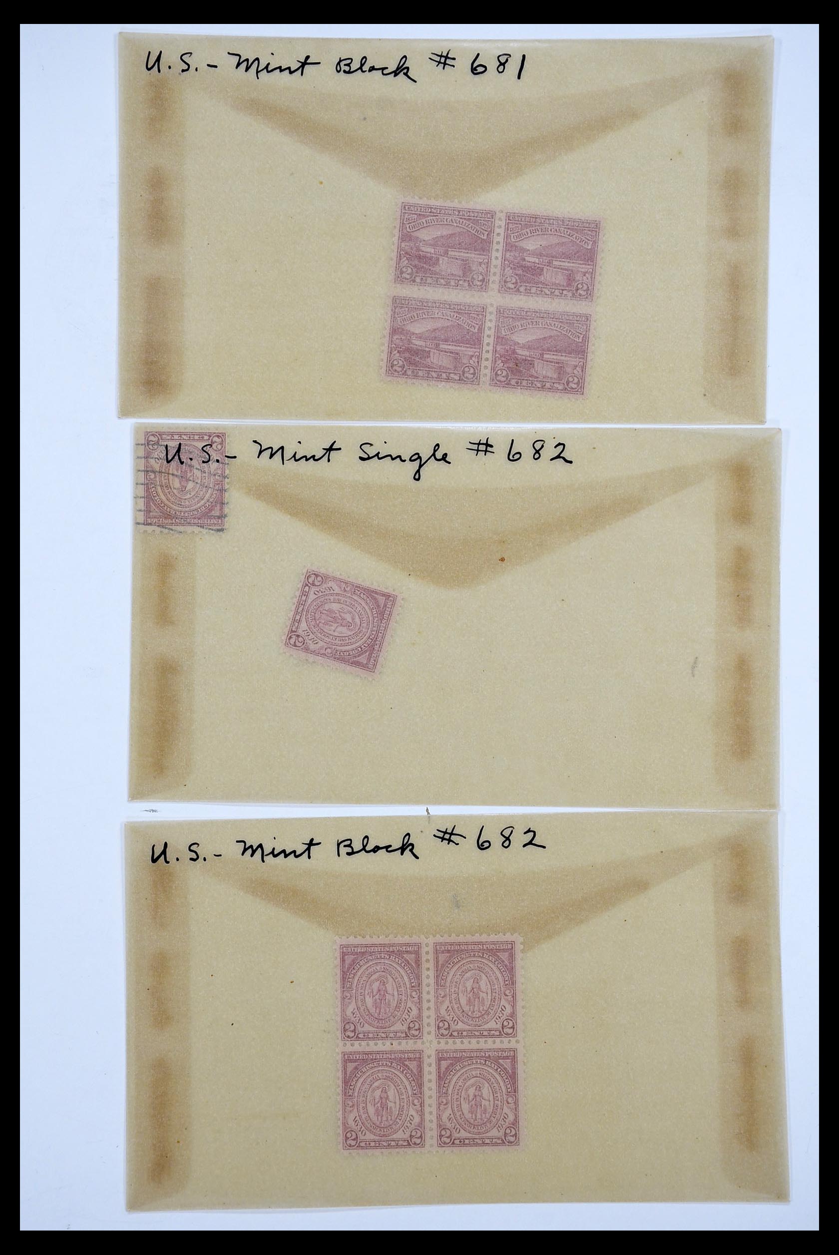 34502 005 - Stamp Collection 34502 USA 1918-1941.