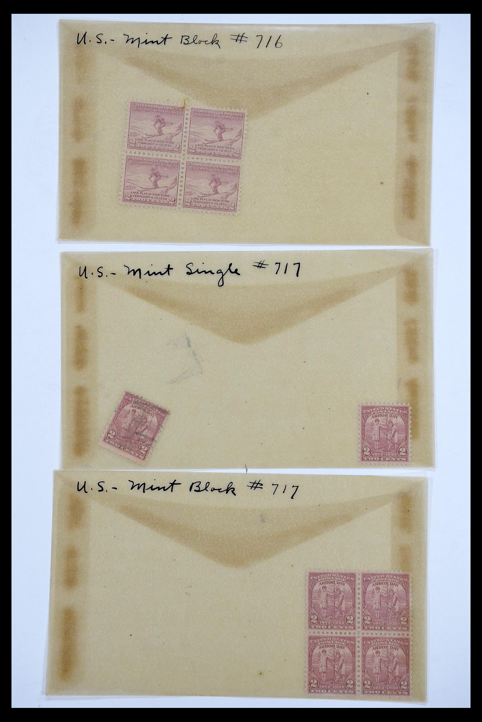 34502 018 - Stamp Collection 34502 USA 1918-1941.