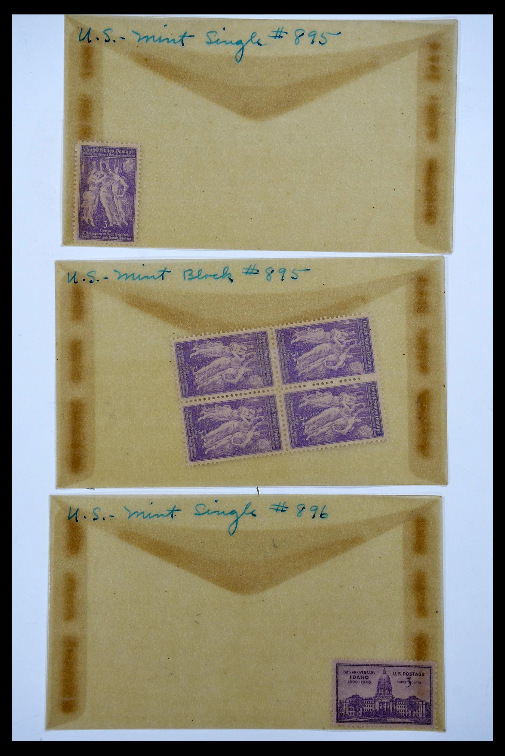 34502 099 - Stamp Collection 34502 USA 1918-1941.