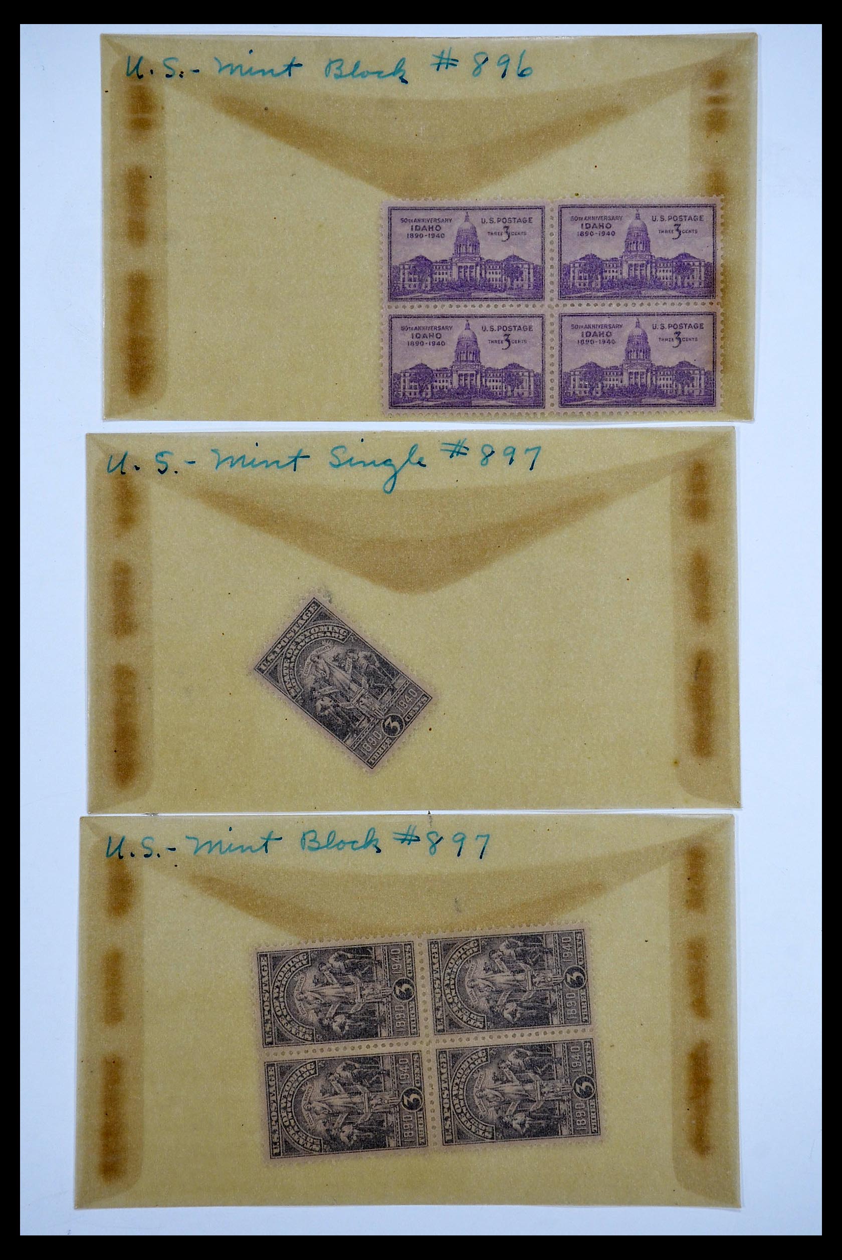 34502 100 - Stamp Collection 34502 USA 1918-1941.