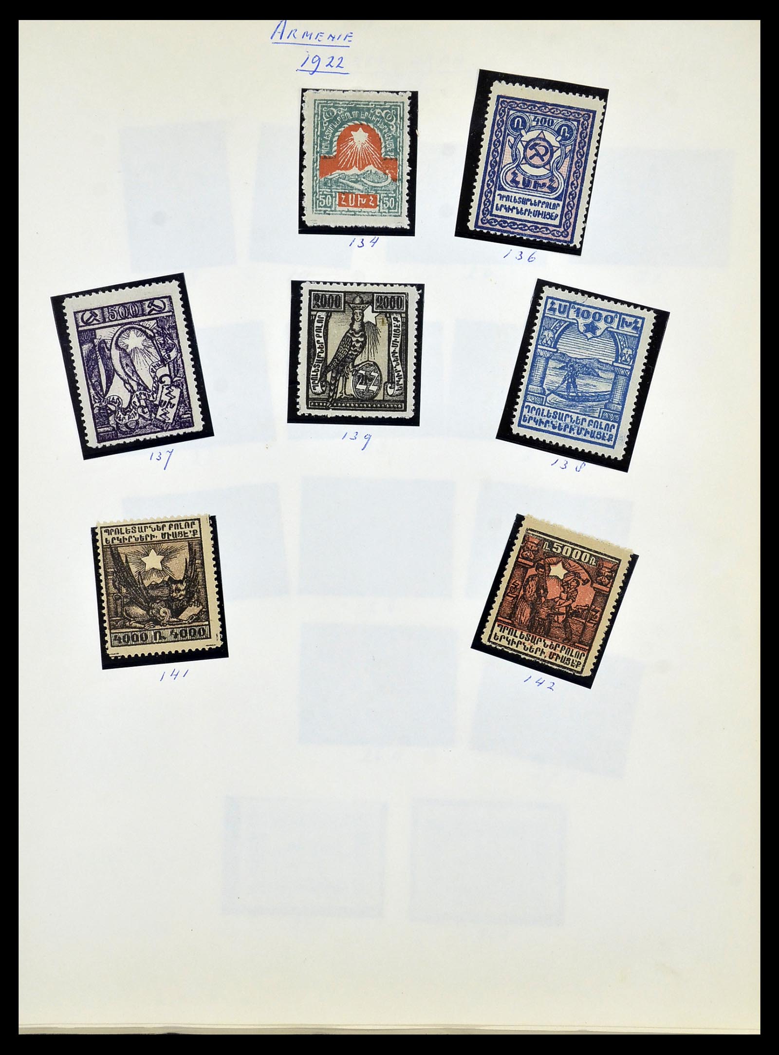 34512 020 - Postzegelverzameling 34512 Russische gebieden 1918-1922.