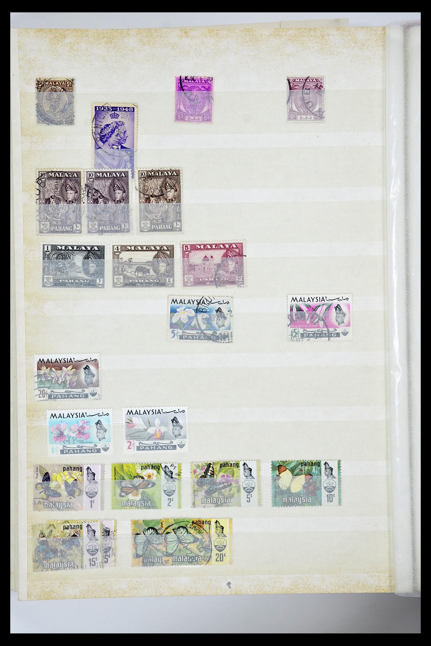 34514 046 - Postzegelverzameling 34514 Maleisië en Singapore 1945-2008.