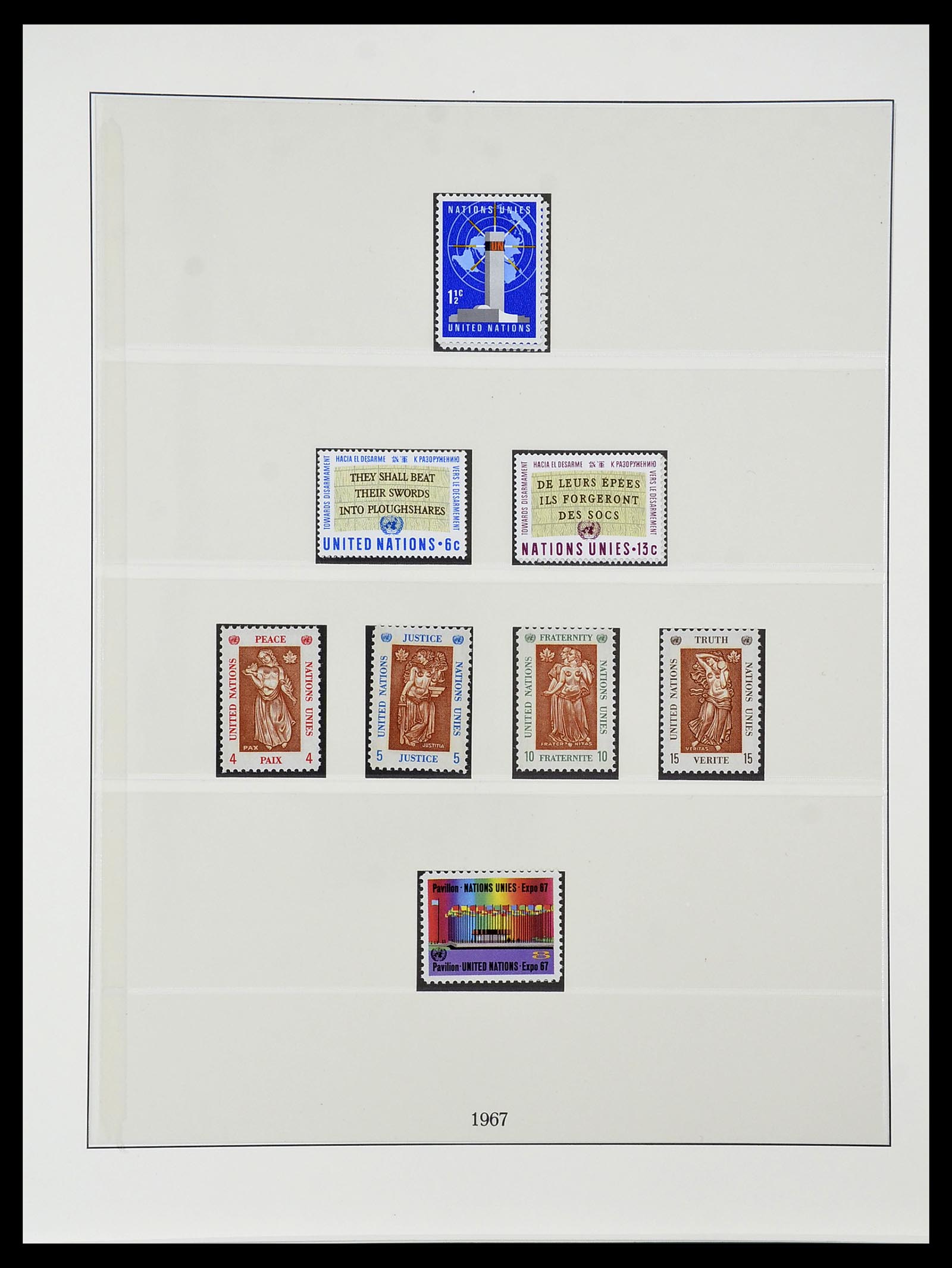 34515 040 - Postzegelverzameling 34515 Verenigde Naties 1951-2005.