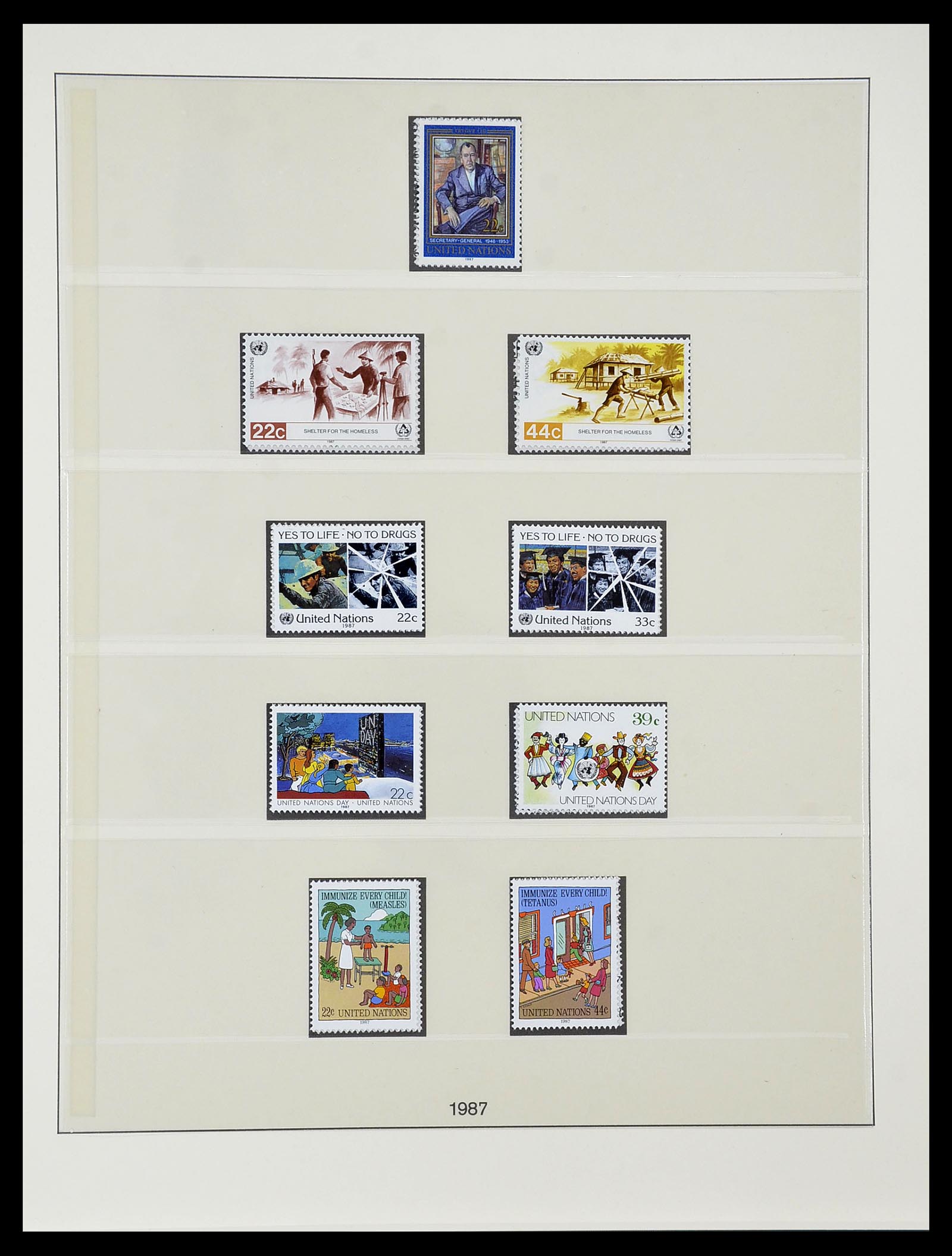 34515 098 - Postzegelverzameling 34515 Verenigde Naties 1951-2005.