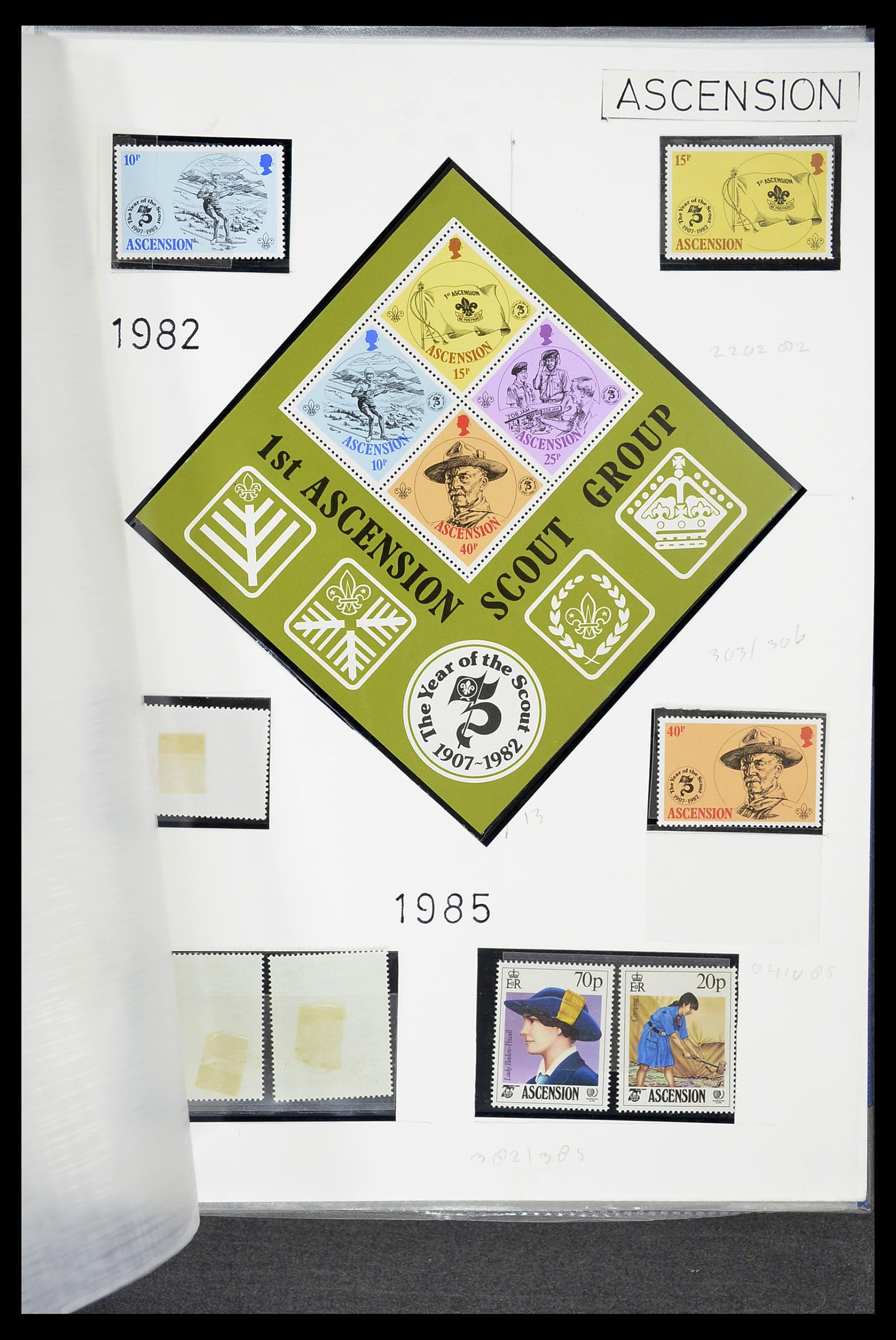 34516 056 - Postzegelverzameling 34516 Motief Scouting 1931-2007.