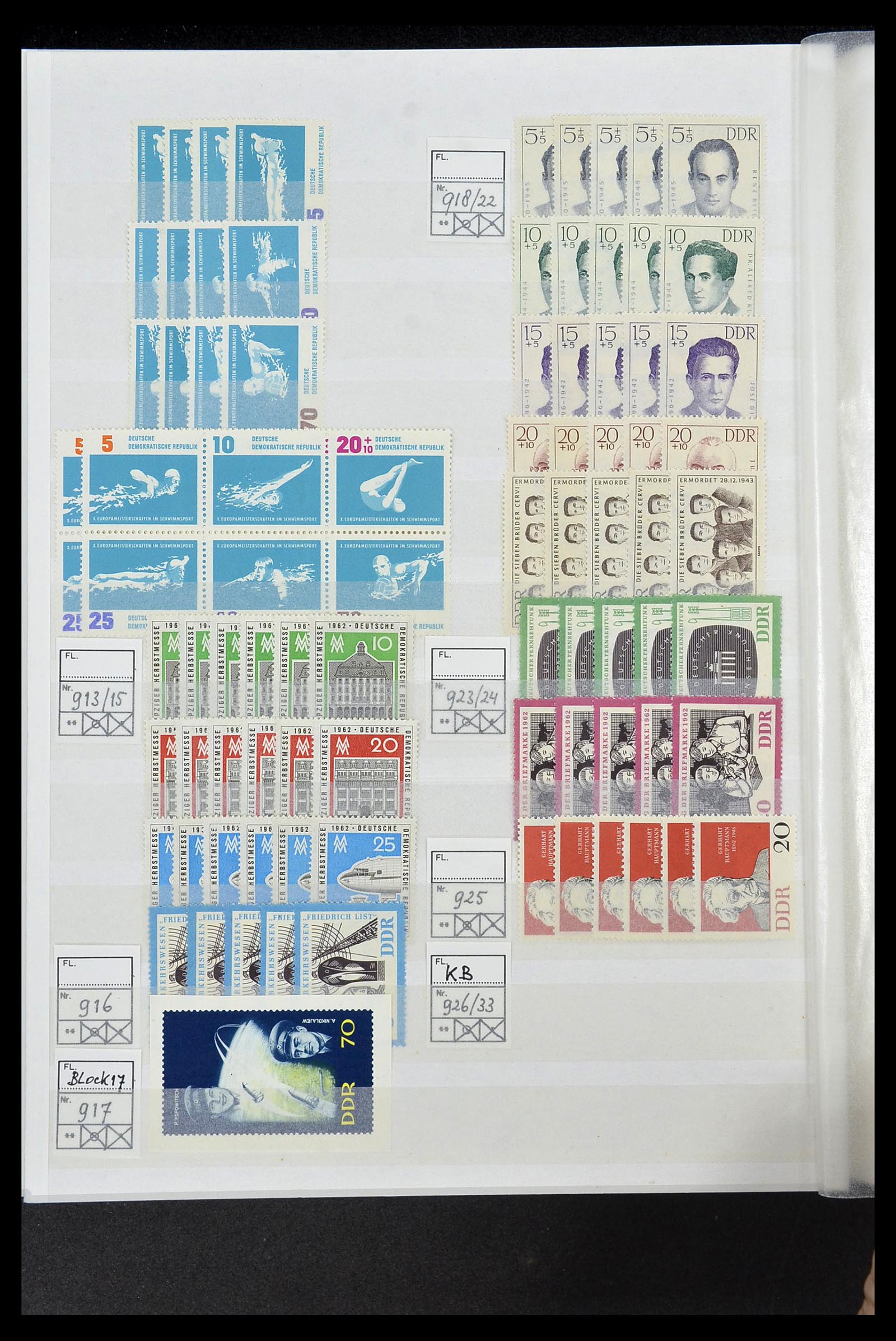 34517 036 - Postzegelverzameling 34517 DDR 1949-1990.