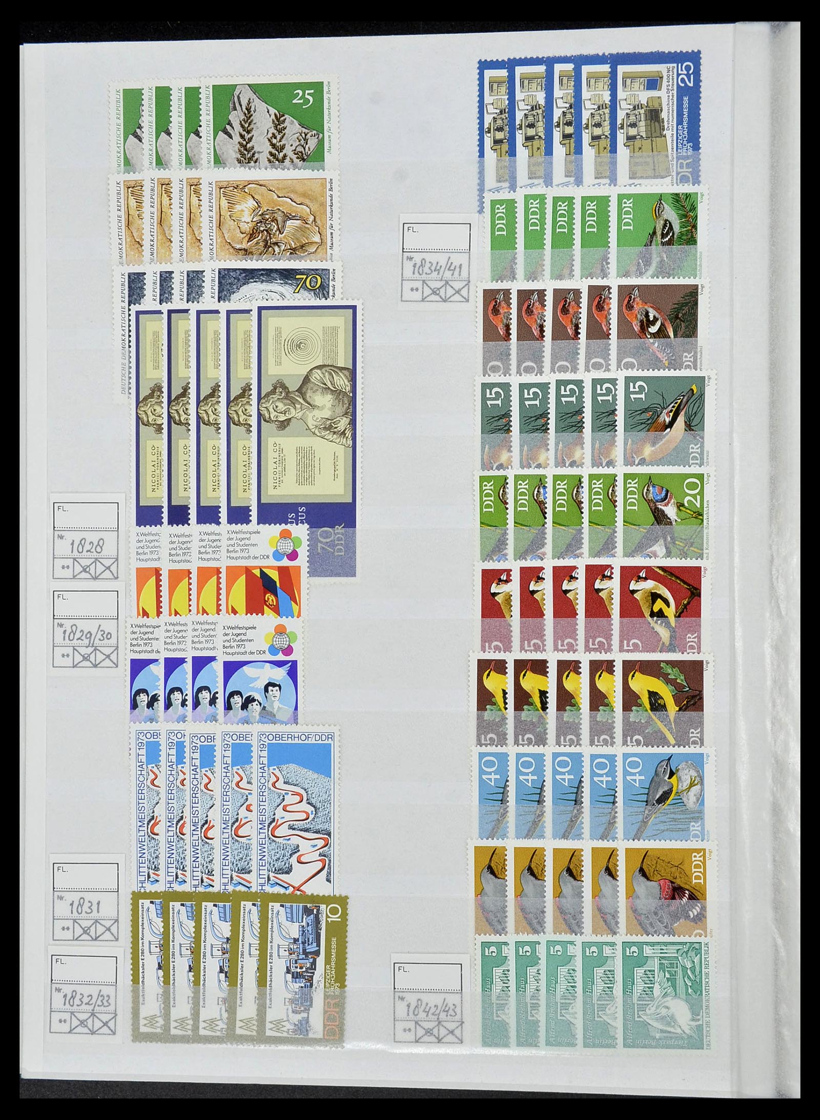 34517 089 - Postzegelverzameling 34517 DDR 1949-1990.