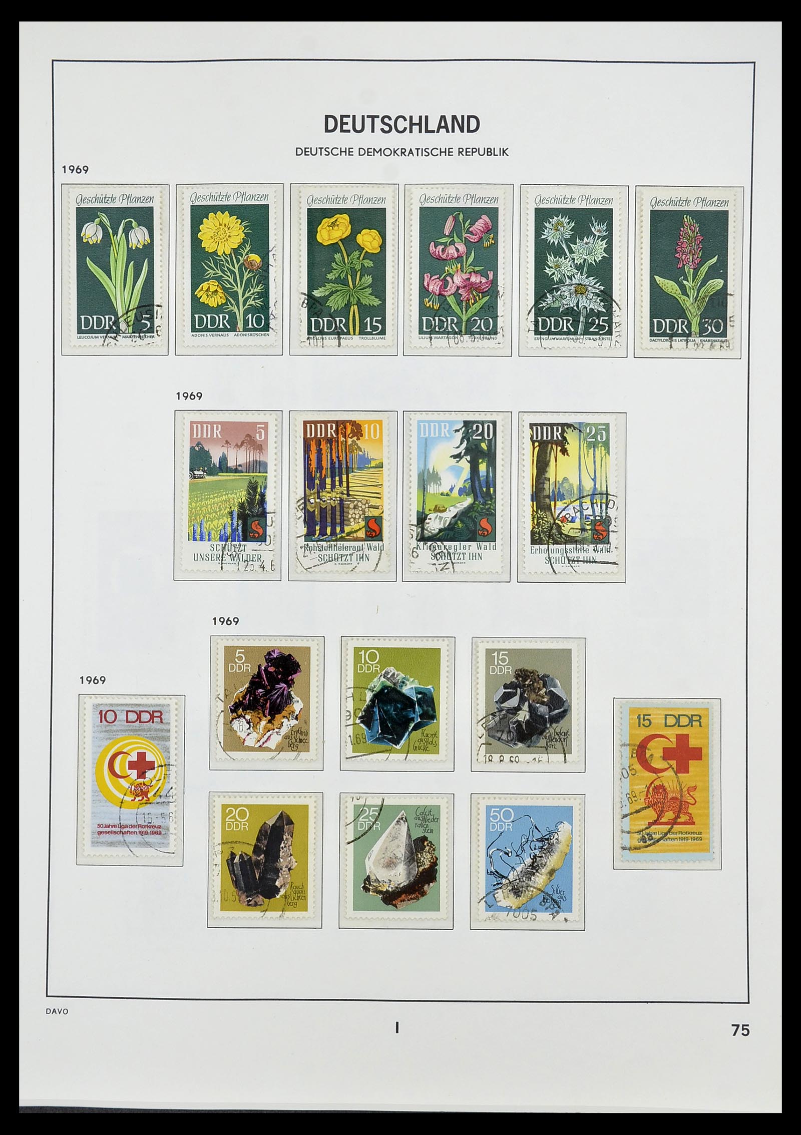 34532 134 - Stamp Collection 34532 GDR 1945-1990.