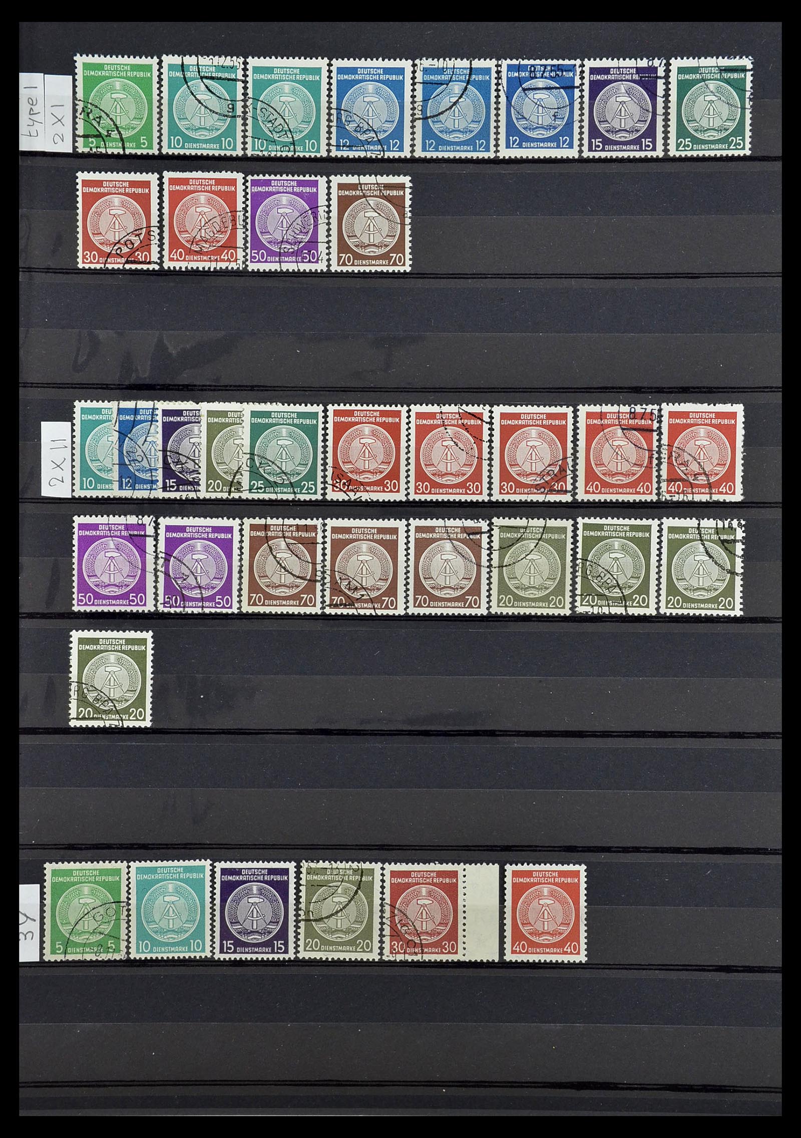 34532 365 - Stamp Collection 34532 GDR 1945-1990.