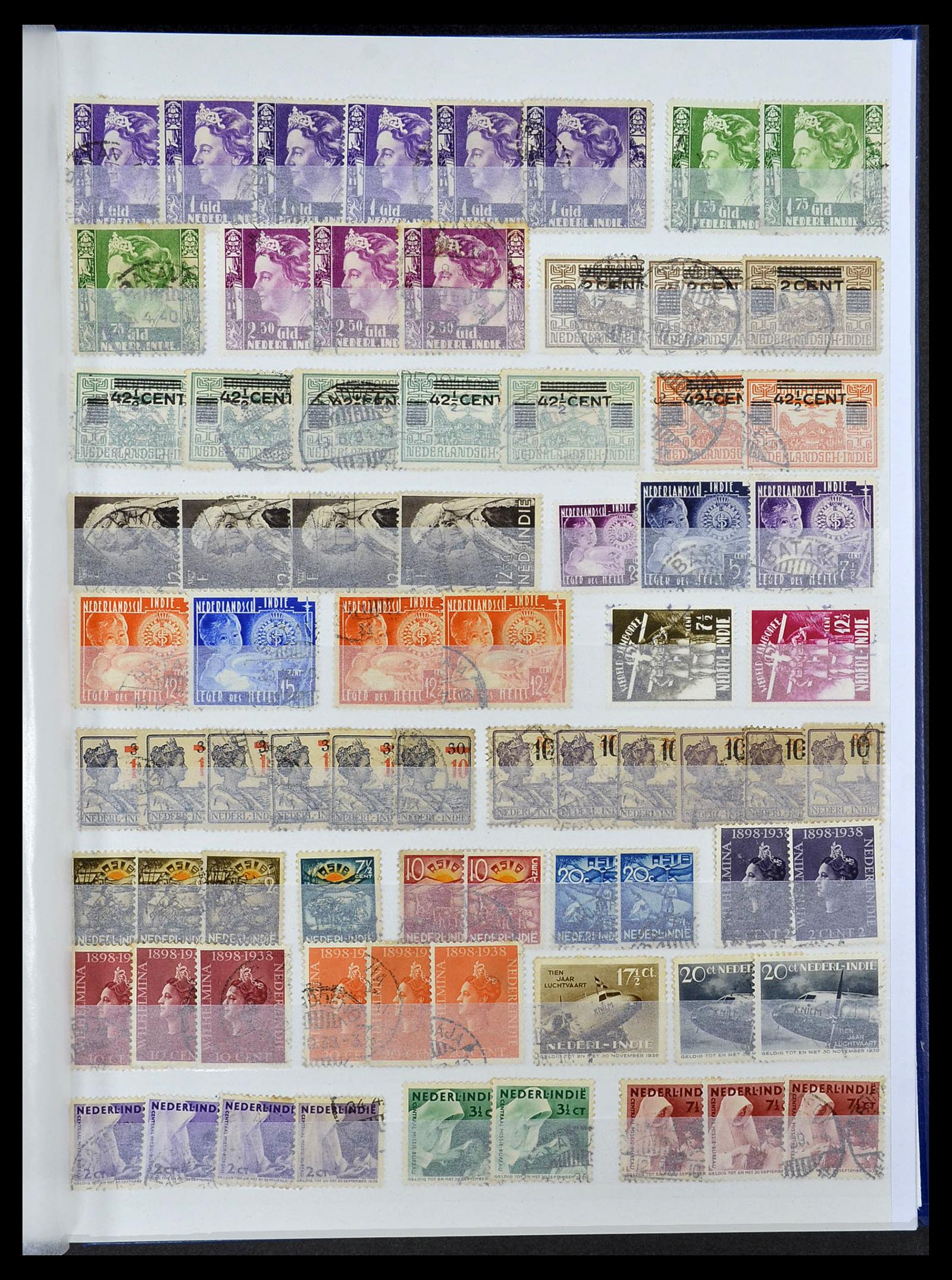 34537 015 - Postzegelverzameling 34537 Nederlands Indië 1864-1982.
