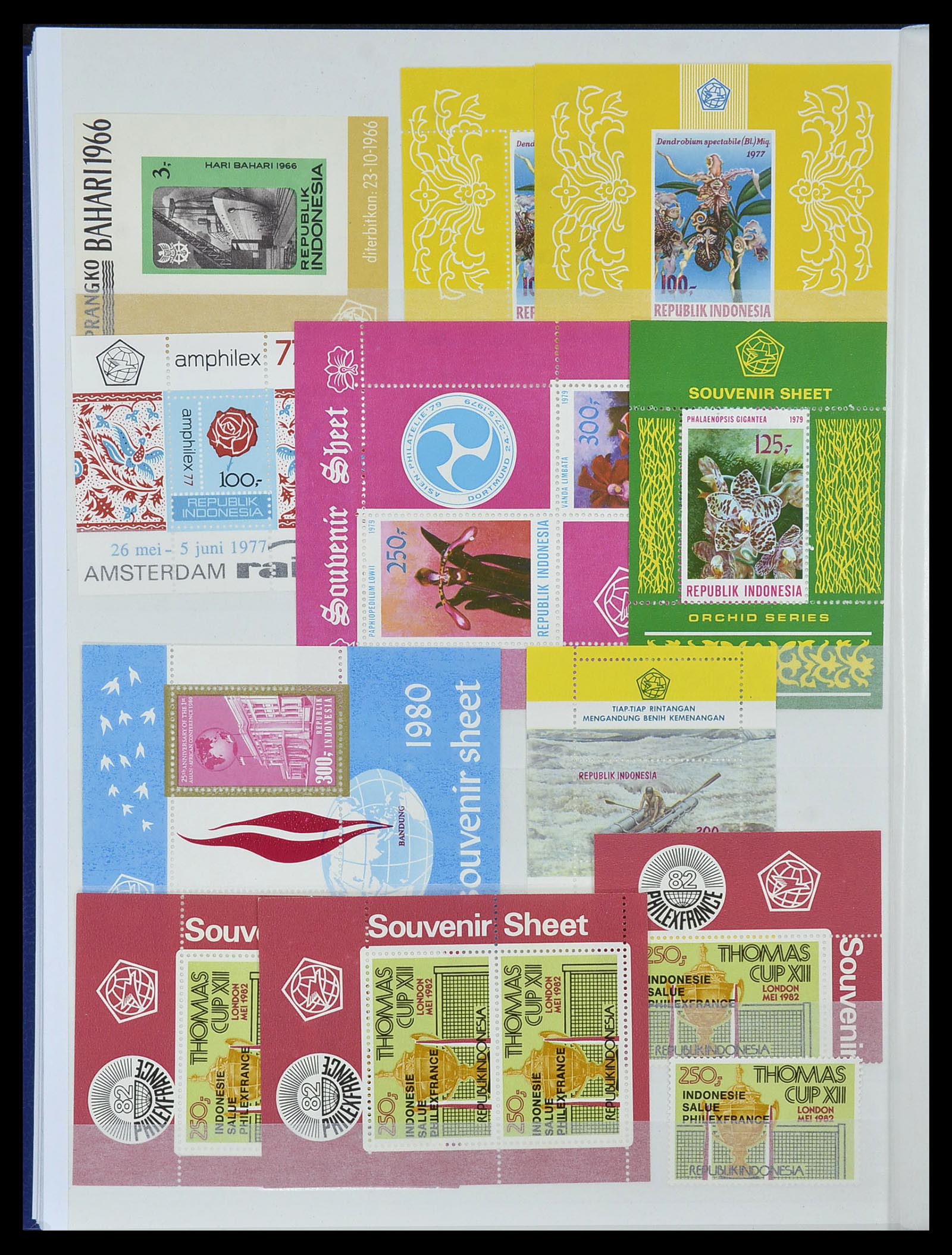 34537 030 - Postzegelverzameling 34537 Nederlands Indië 1864-1982.