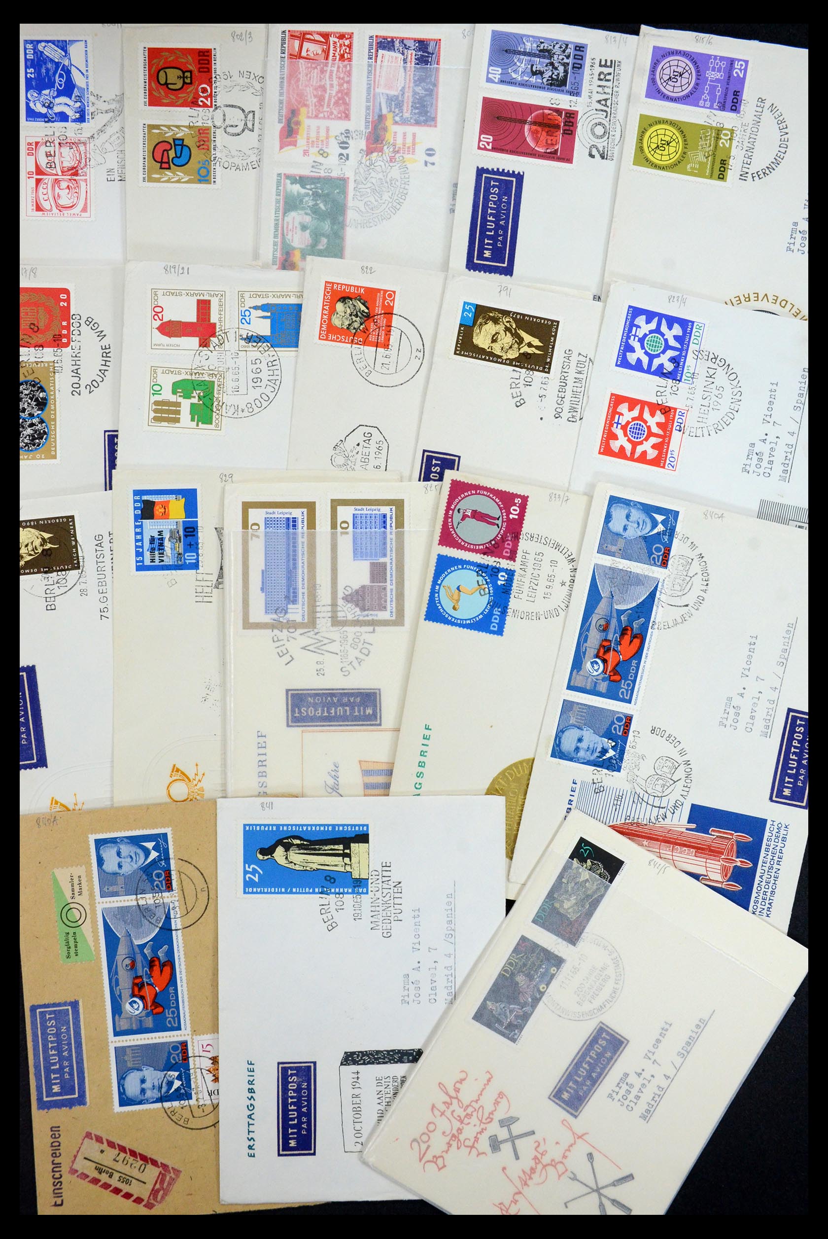 34546 013 - Postzegelverzameling 34546 Wereld brieven.