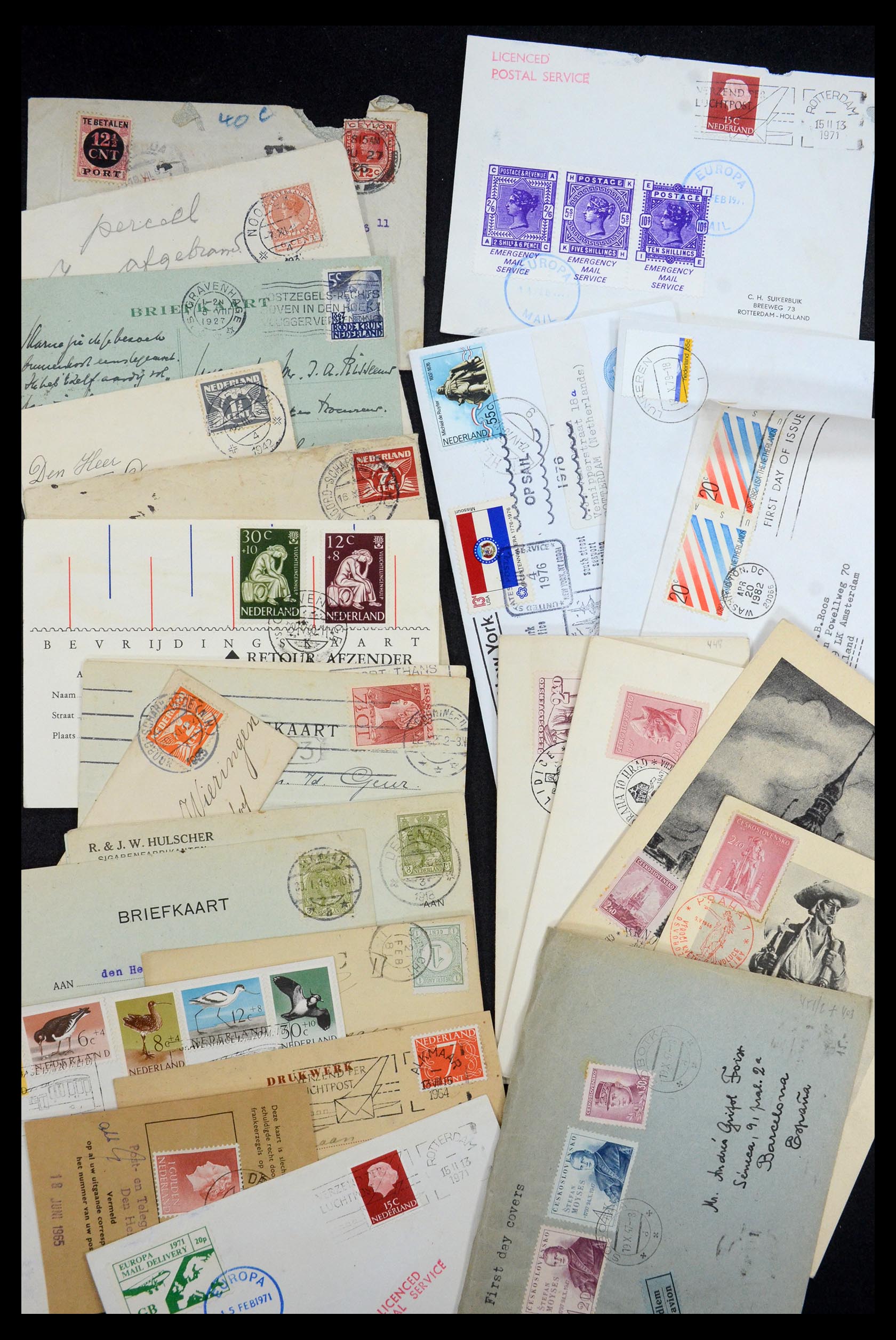 34546 027 - Postzegelverzameling 34546 Wereld brieven.