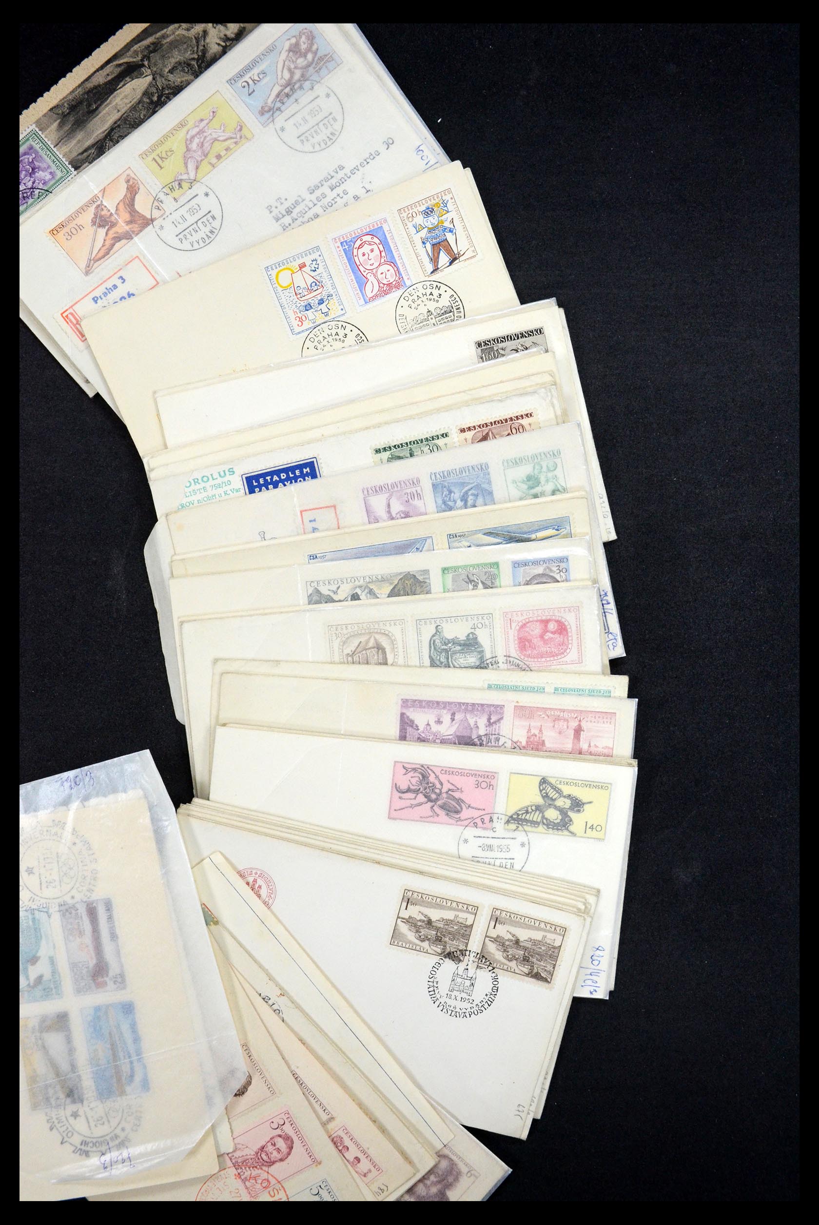 34546 028 - Postzegelverzameling 34546 Wereld brieven.