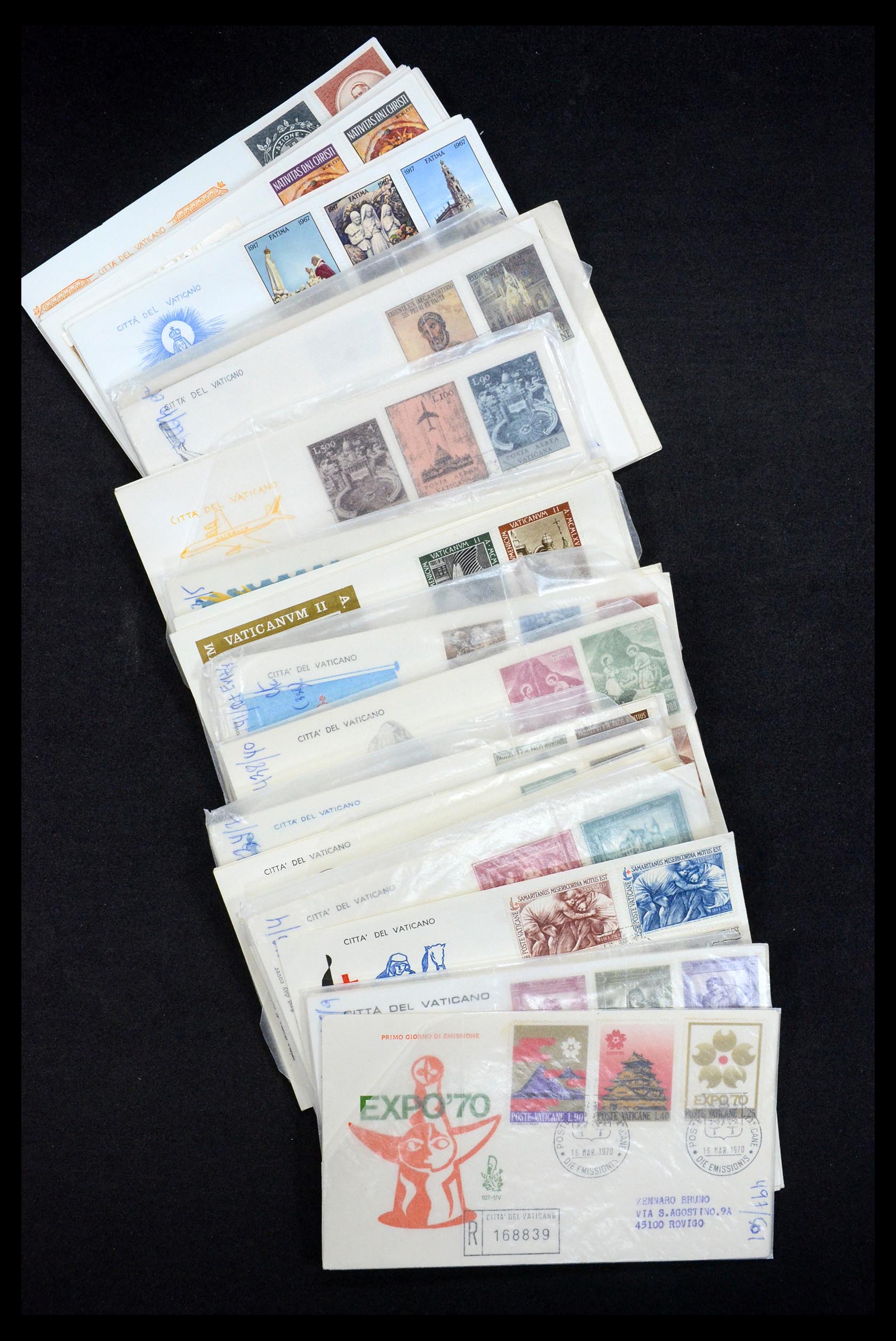 34546 032 - Postzegelverzameling 34546 Wereld brieven.