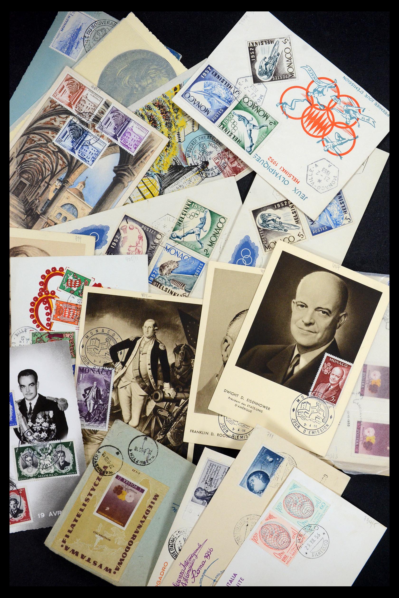 34546 036 - Postzegelverzameling 34546 Wereld brieven.