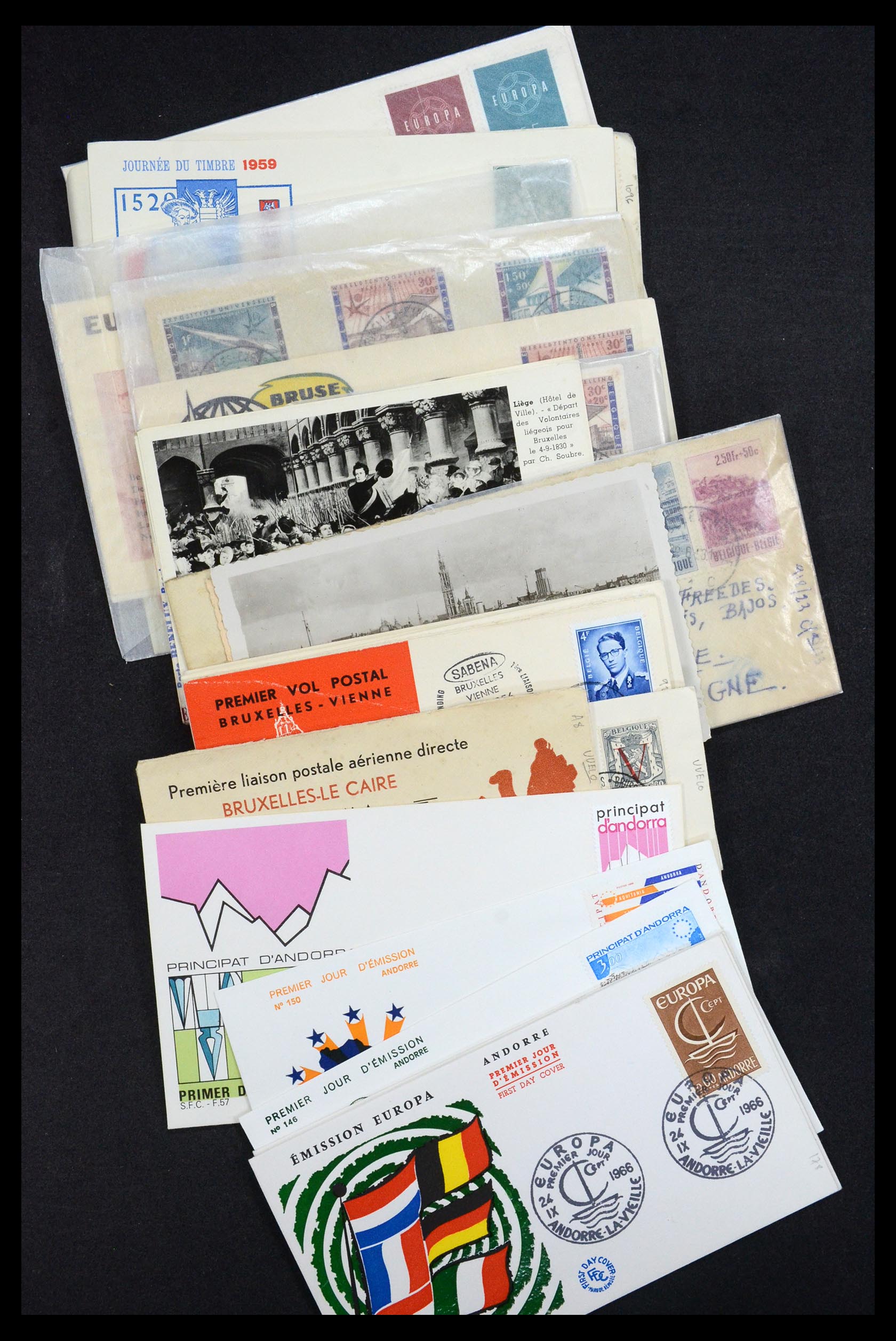 34546 086 - Stamp Collection 34546 World covers.