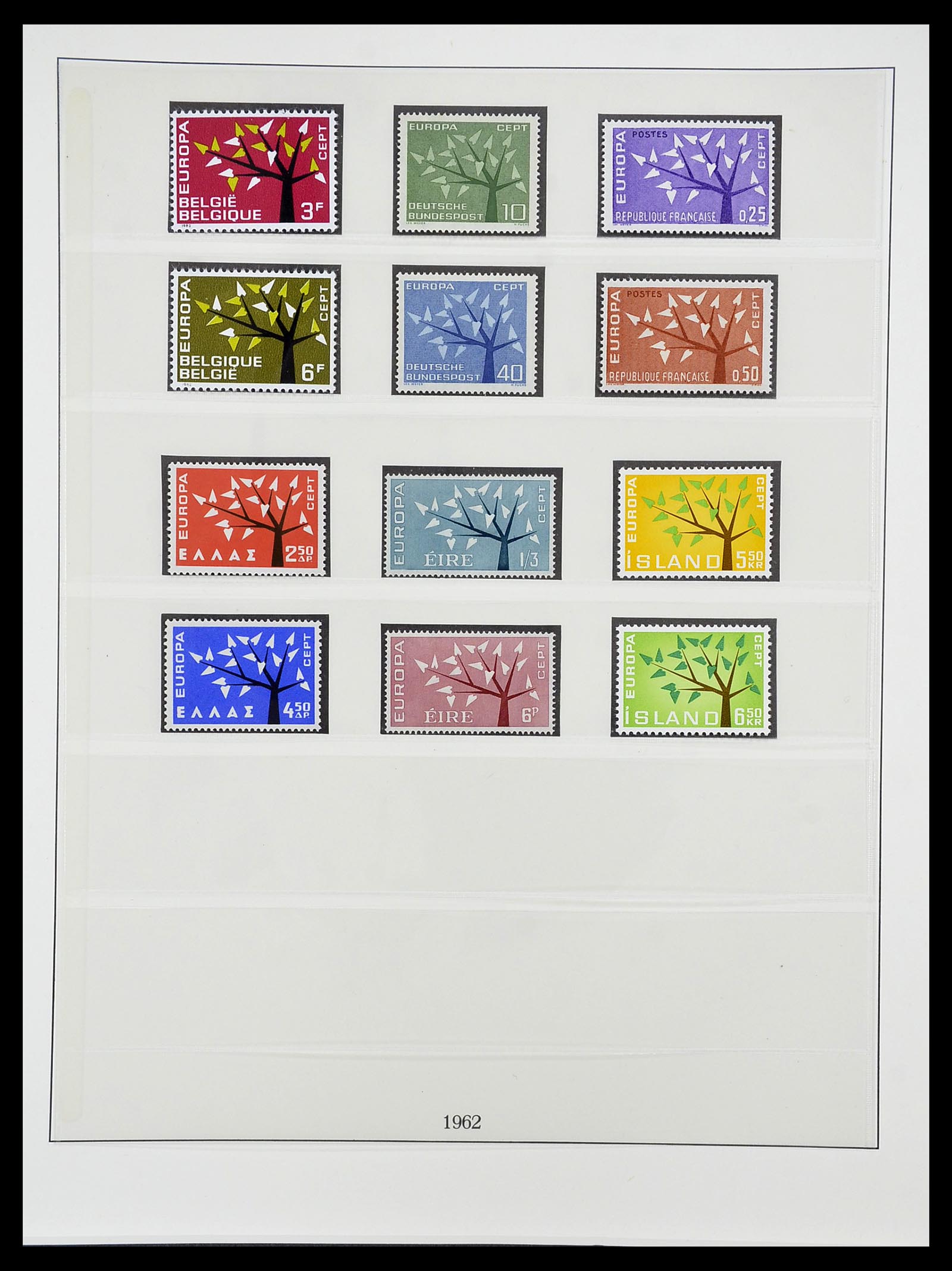 34565 010 - Postzegelverzameling 34565 Europa CEPT 1956-1988.
