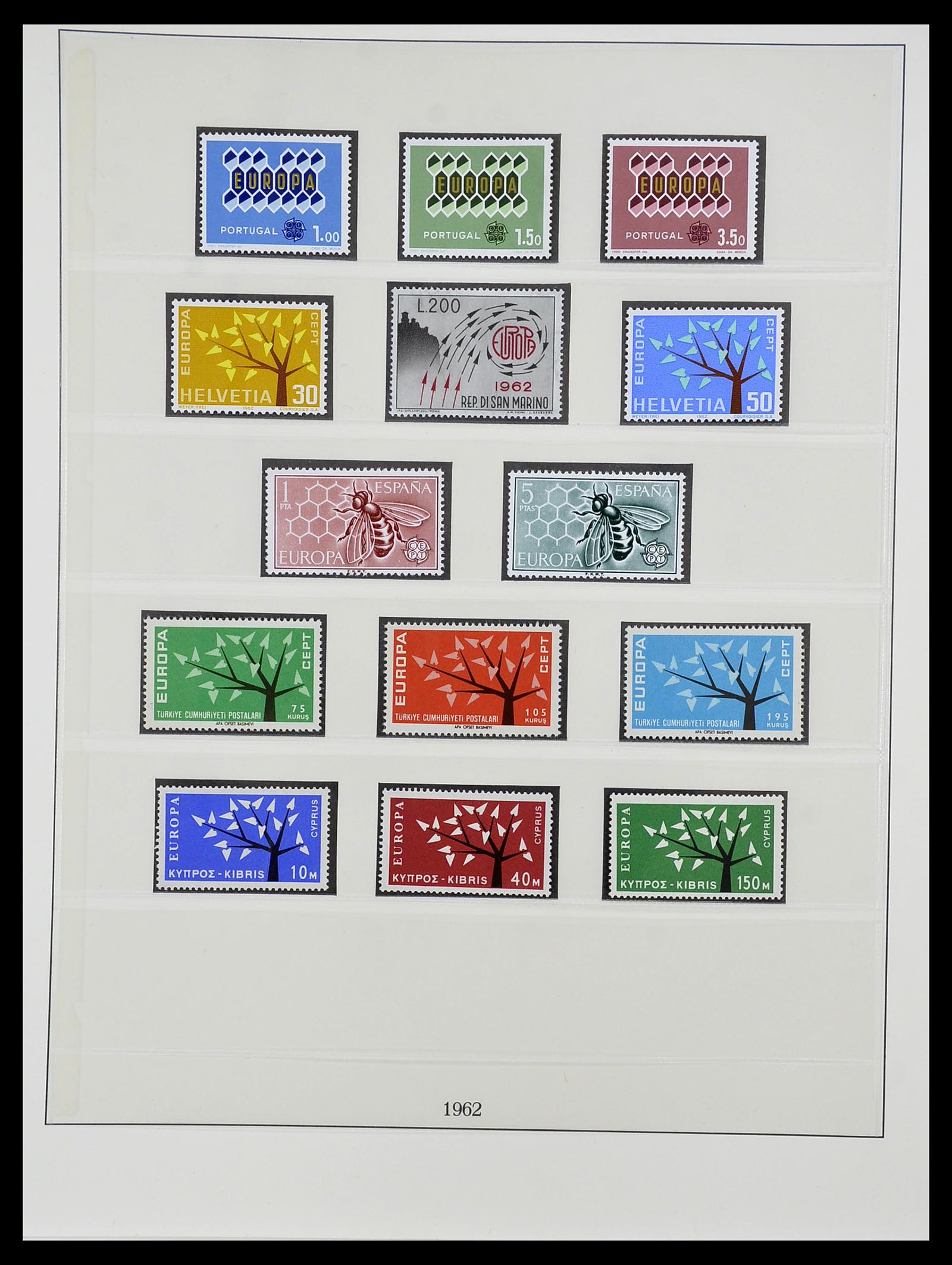 34565 012 - Postzegelverzameling 34565 Europa CEPT 1956-1988.