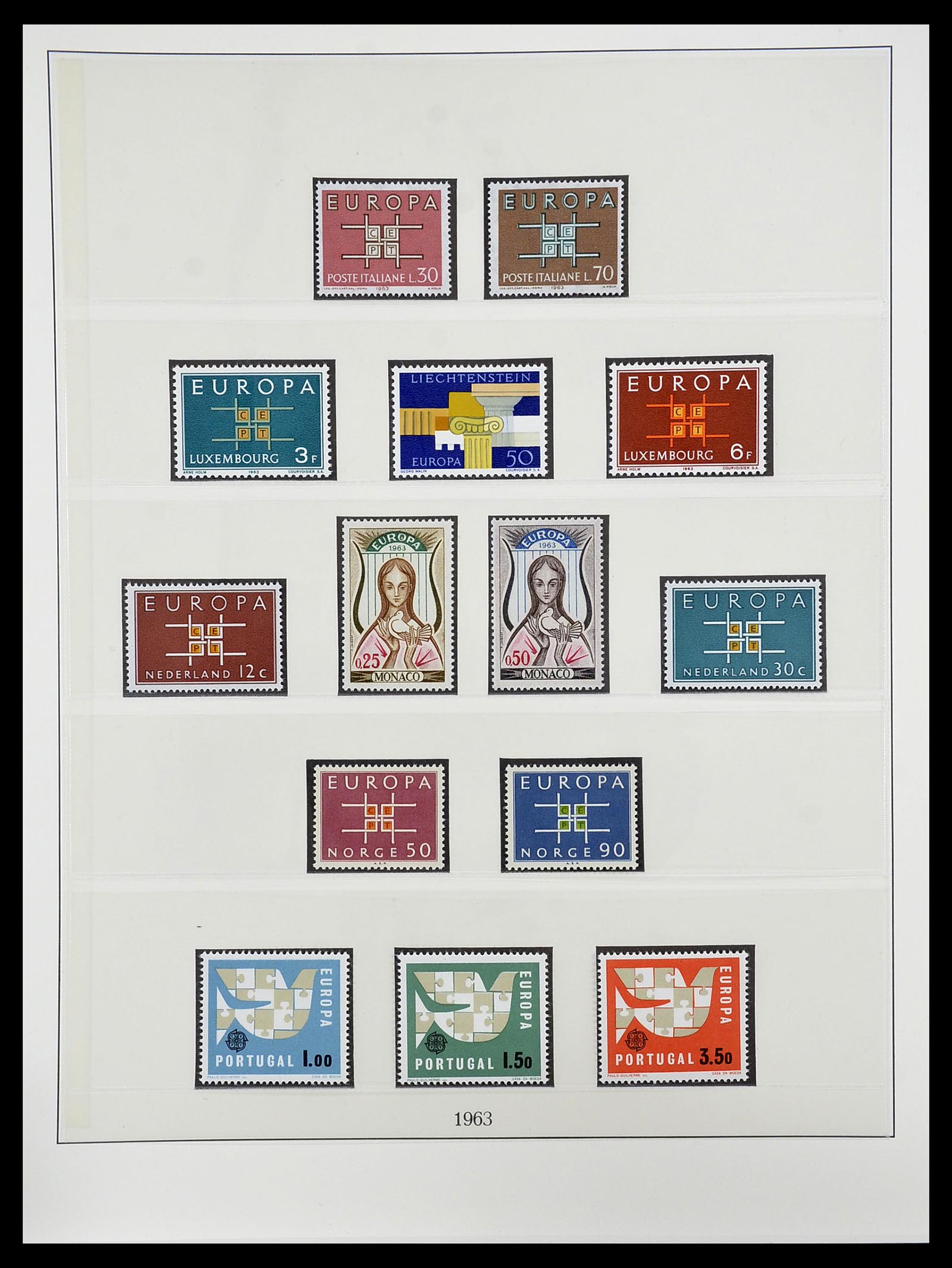 34565 014 - Postzegelverzameling 34565 Europa CEPT 1956-1988.