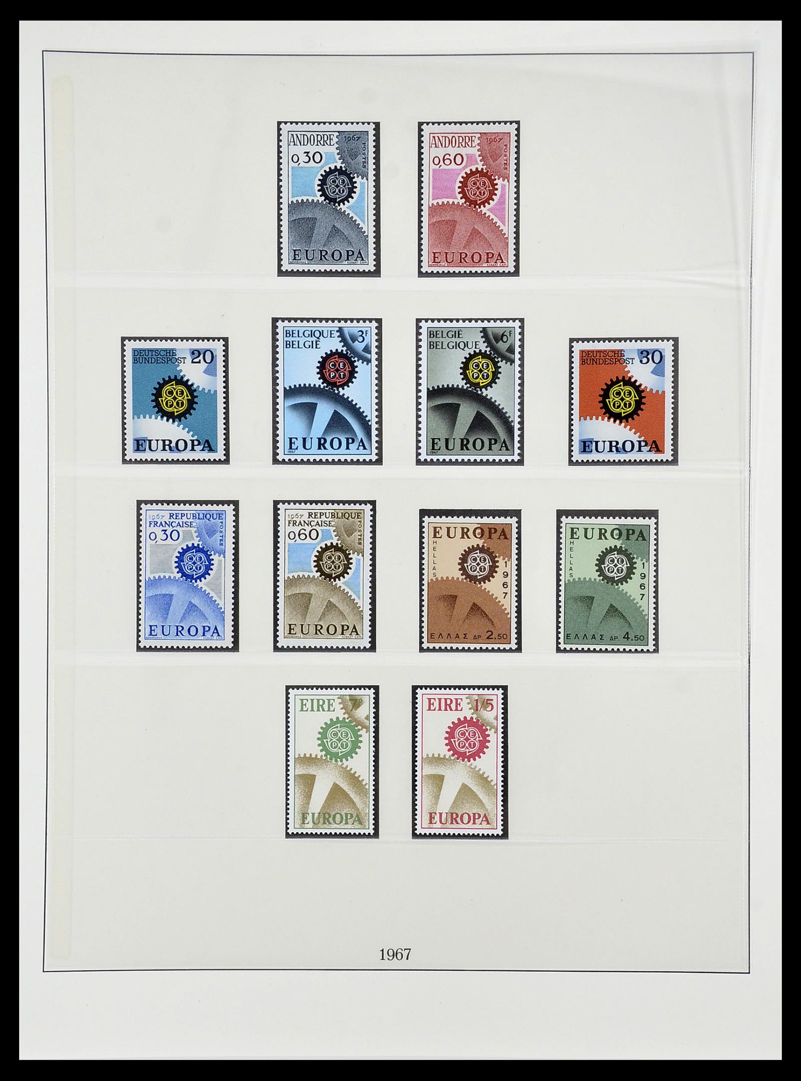 34565 025 - Postzegelverzameling 34565 Europa CEPT 1956-1988.