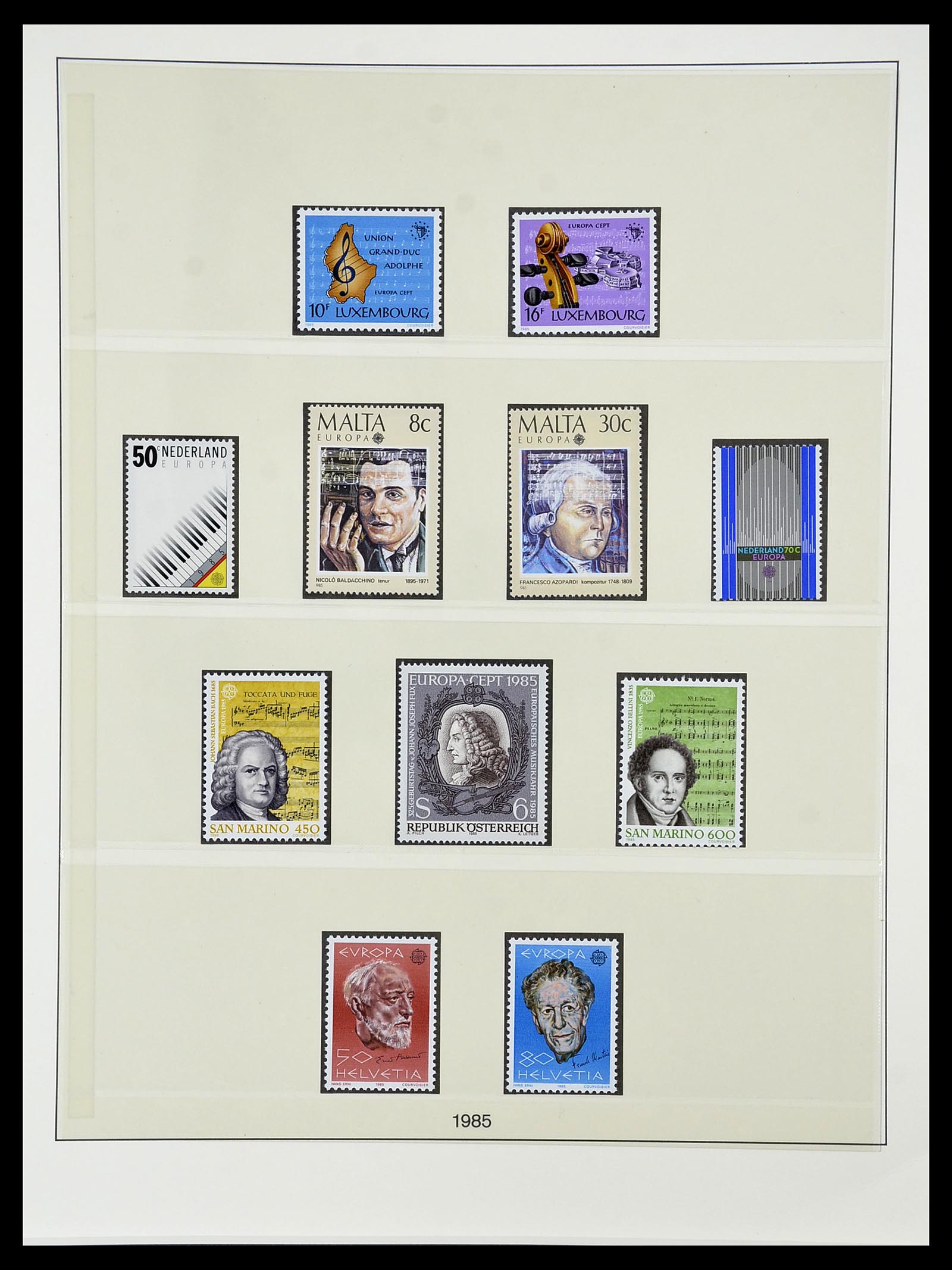 34565 128 - Postzegelverzameling 34565 Europa CEPT 1956-1988.