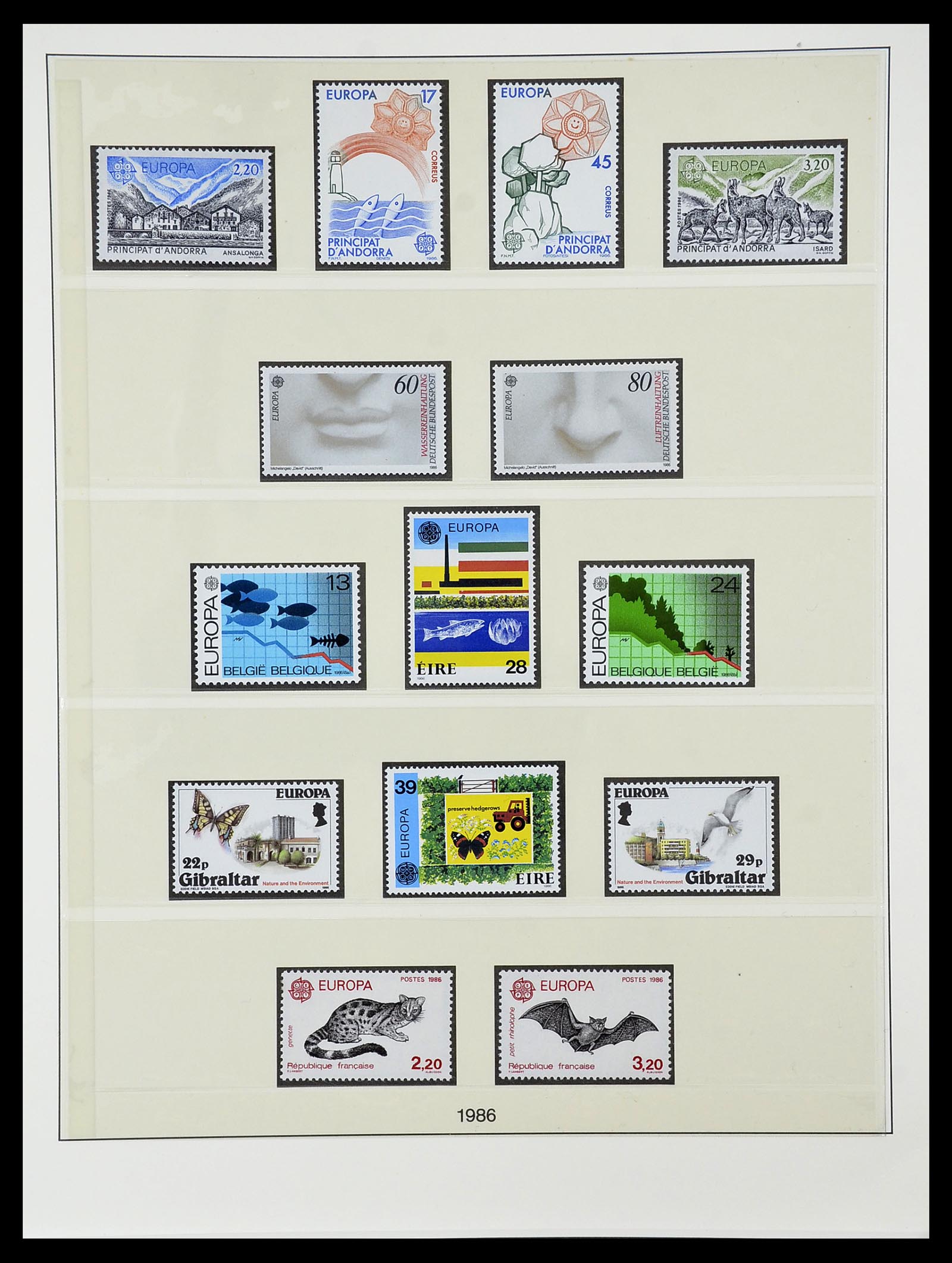 34565 135 - Postzegelverzameling 34565 Europa CEPT 1956-1988.