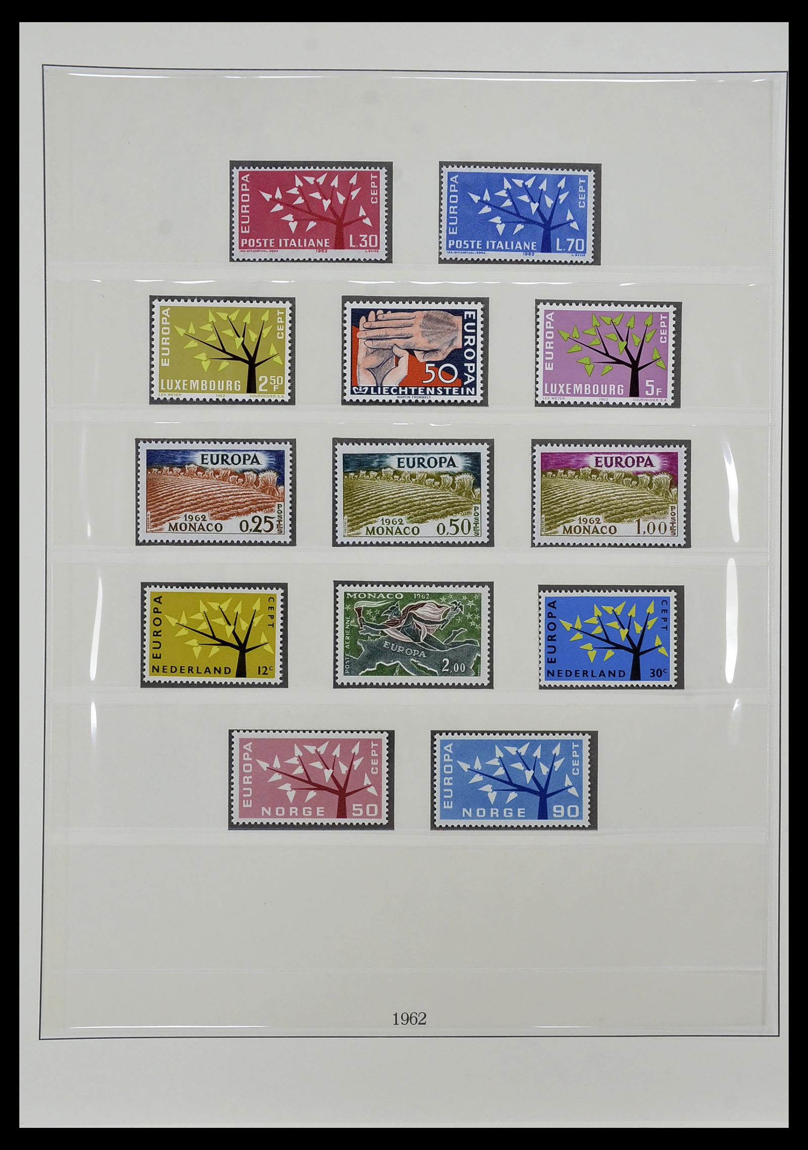 34572 011 - Postzegelverzameling 34572 Europa CEPT 1956-1974.