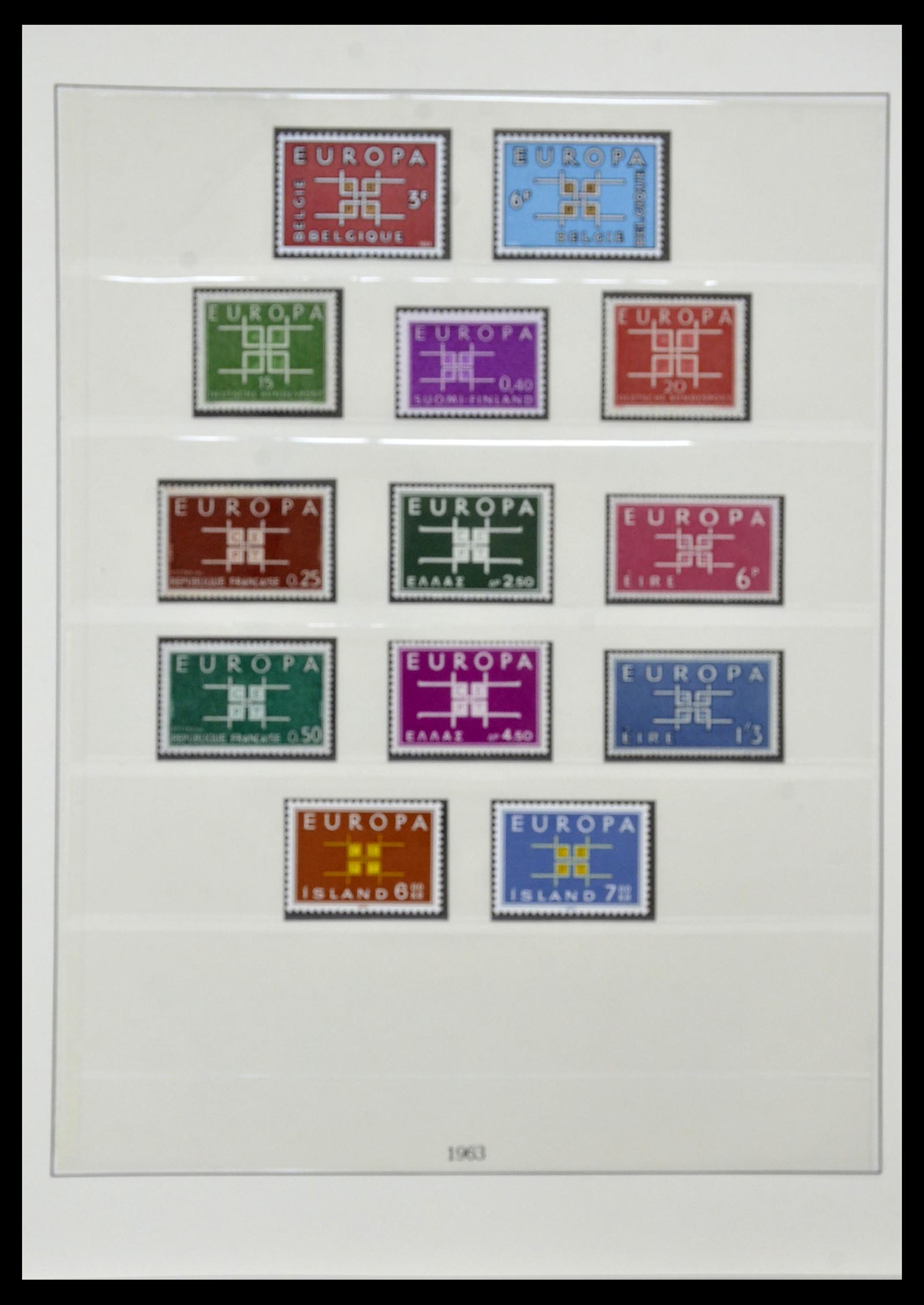 34572 013 - Postzegelverzameling 34572 Europa CEPT 1956-1974.
