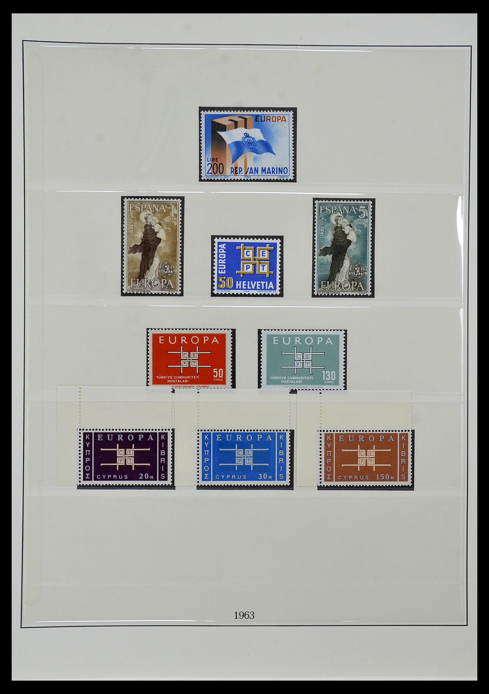 34572 015 - Postzegelverzameling 34572 Europa CEPT 1956-1974.