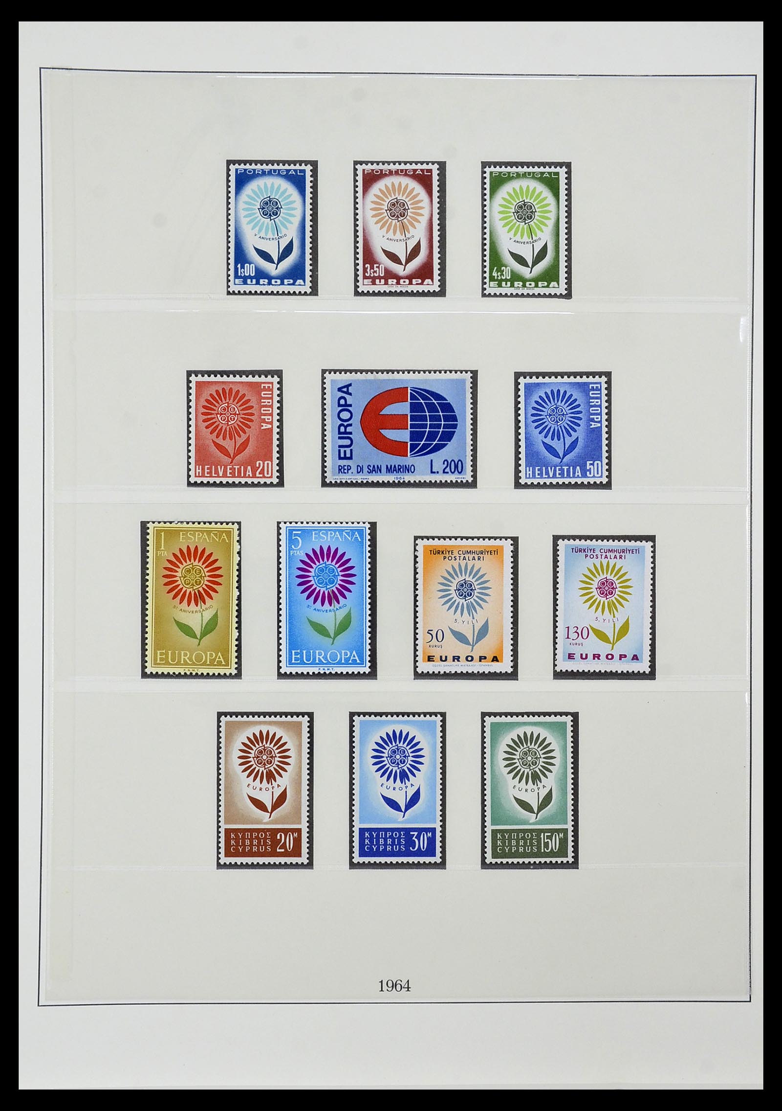 34572 018 - Postzegelverzameling 34572 Europa CEPT 1956-1974.