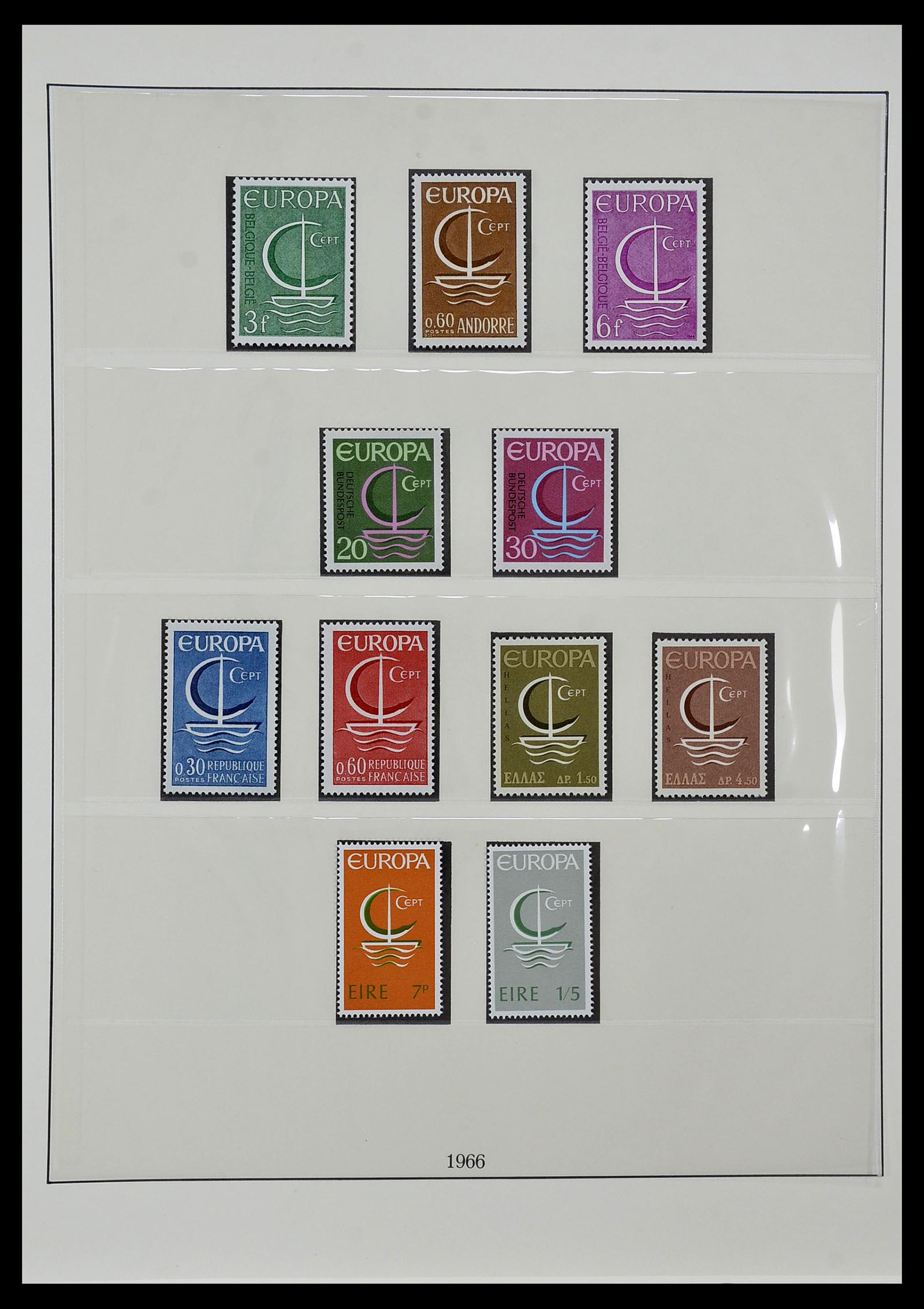 34572 022 - Postzegelverzameling 34572 Europa CEPT 1956-1974.