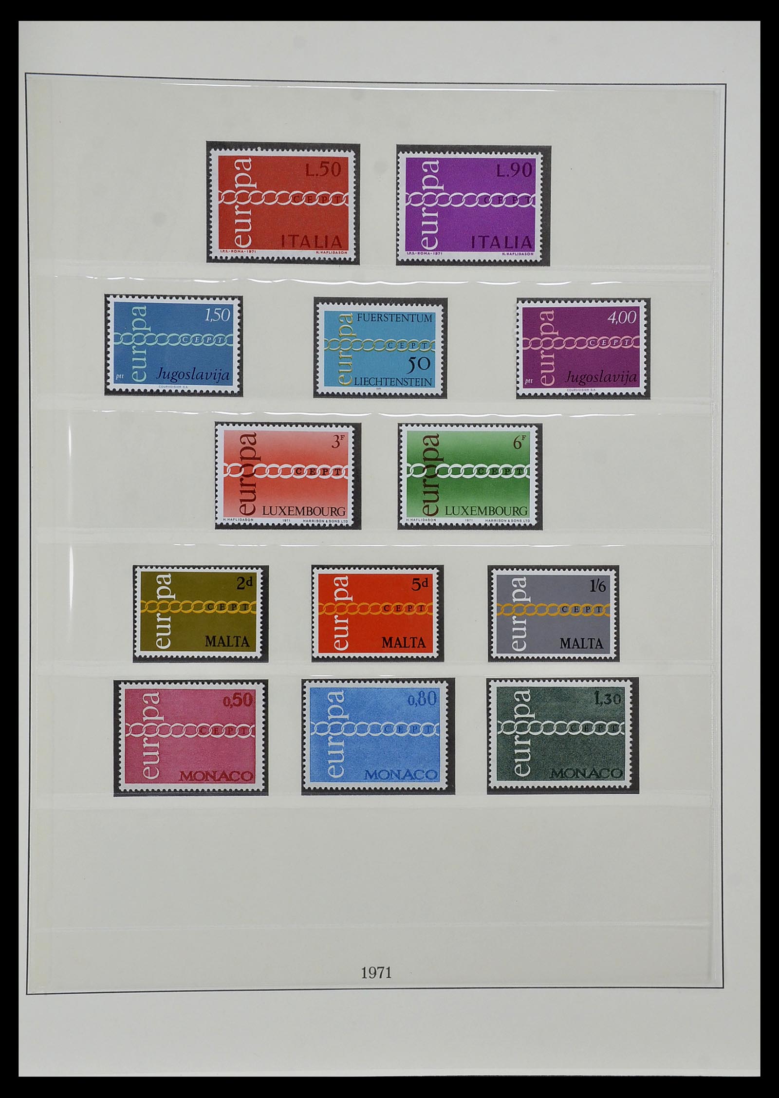 34572 037 - Postzegelverzameling 34572 Europa CEPT 1956-1974.