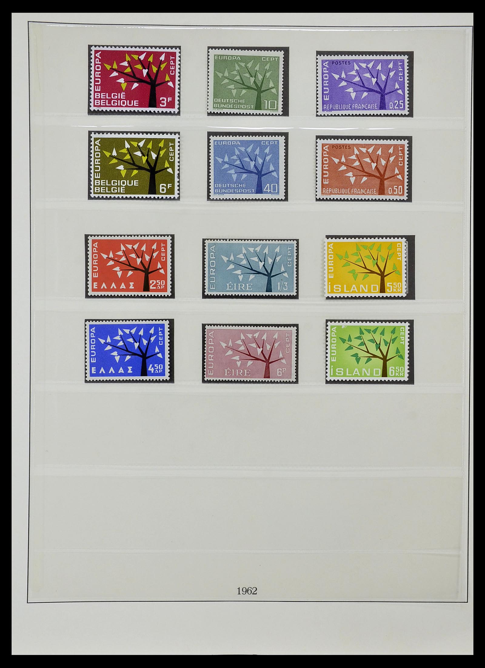34574 010 - Postzegelverzameling 34574 Europa CEPT 1956-1974.
